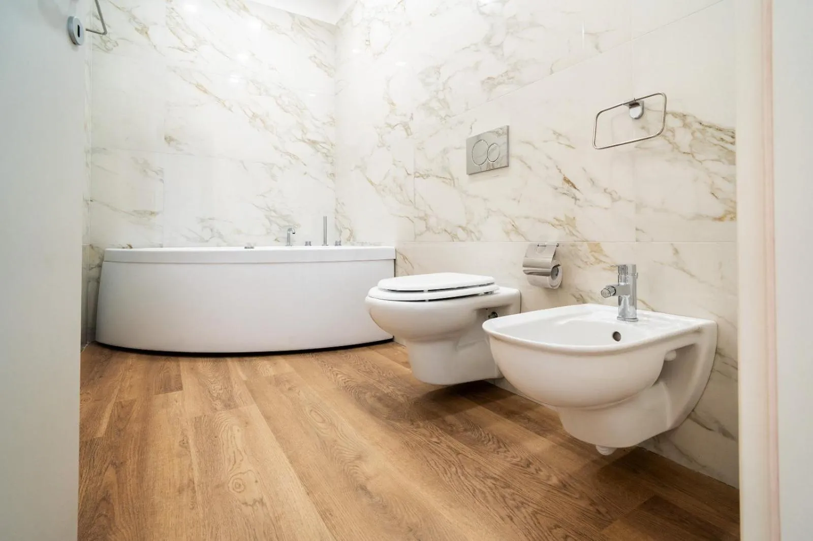 Toilet in Archimedes suites