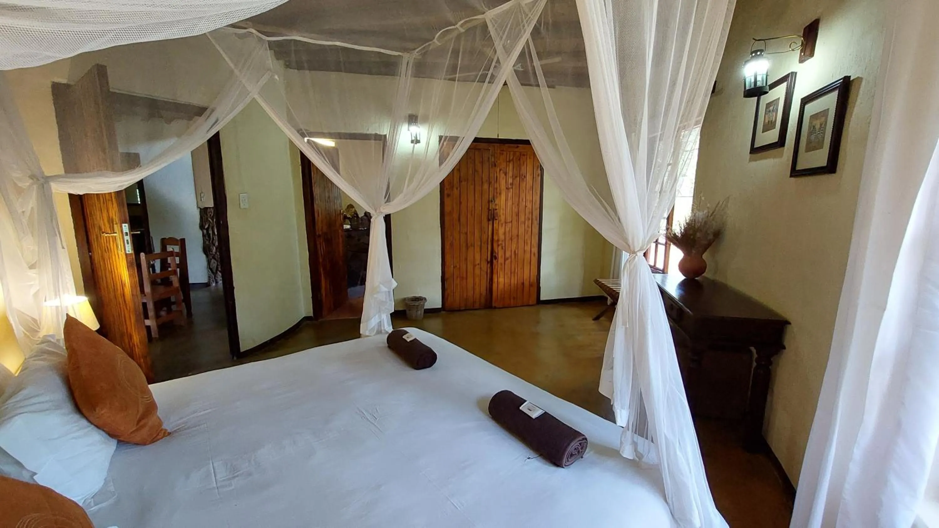 Bed in Izintaba Private Game Reserve Waterberg
