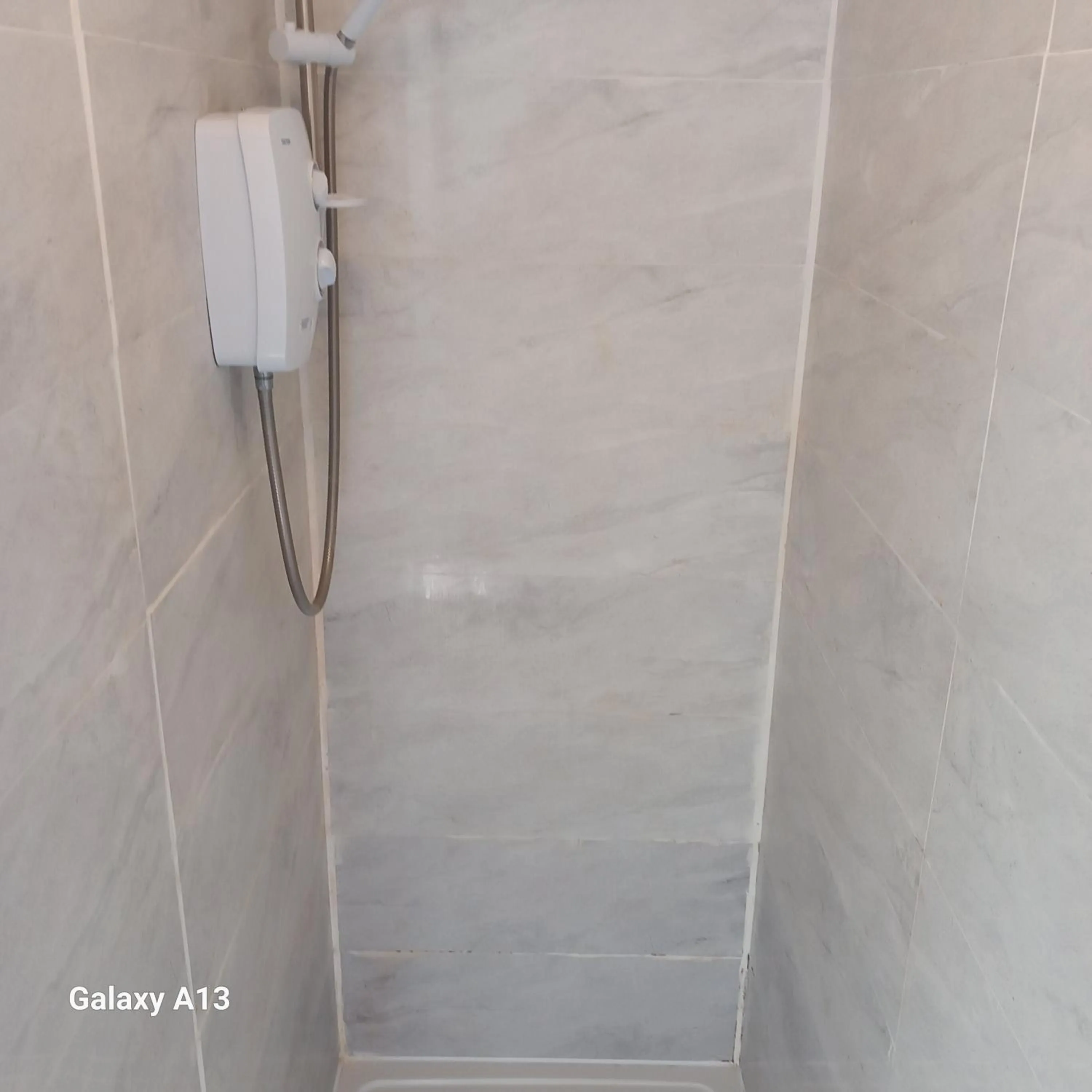 Shower in Ash House Bed and Breakfast