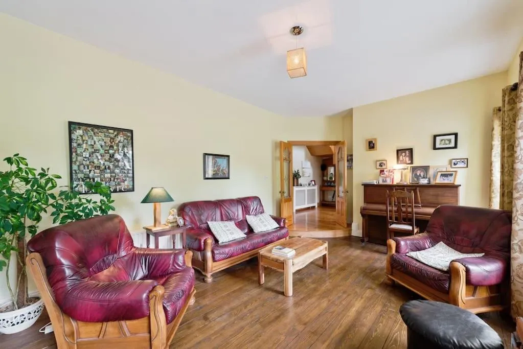 Living room in Ash House Bed and Breakfast
