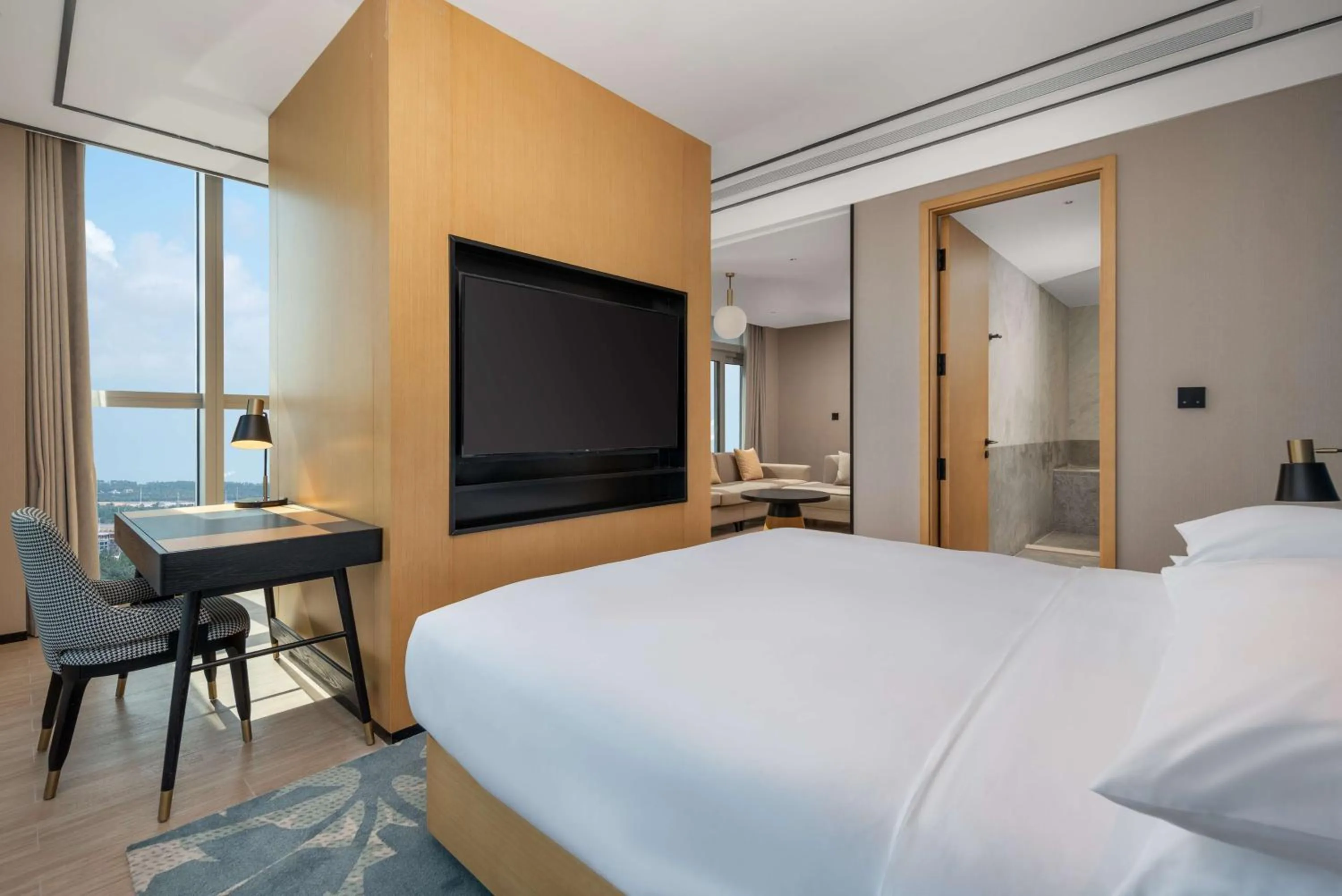 Bedroom, Bed in Hilton Garden Inn Danzhou Yangpu