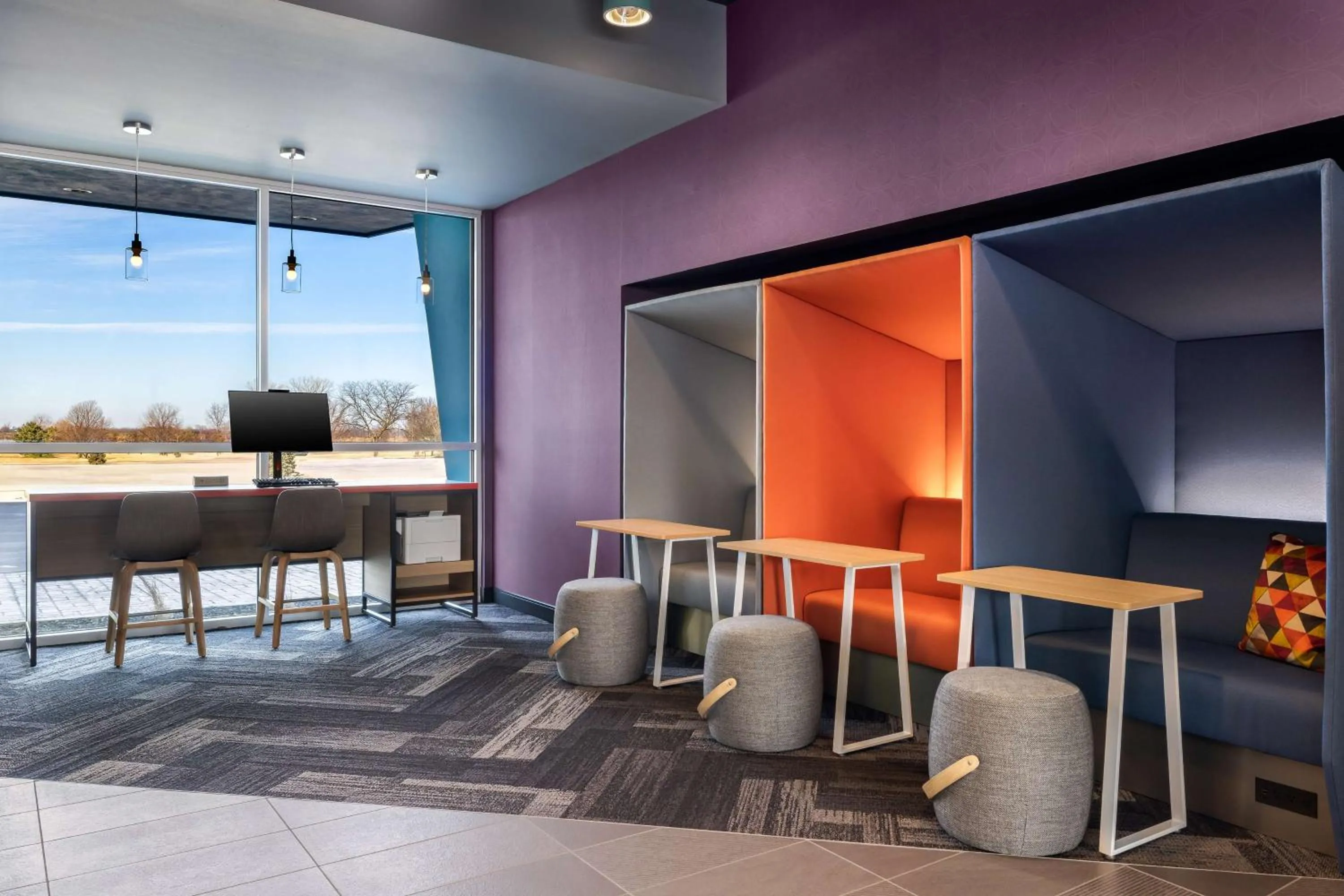 Business facilities in Tru By Hilton Oshkosh