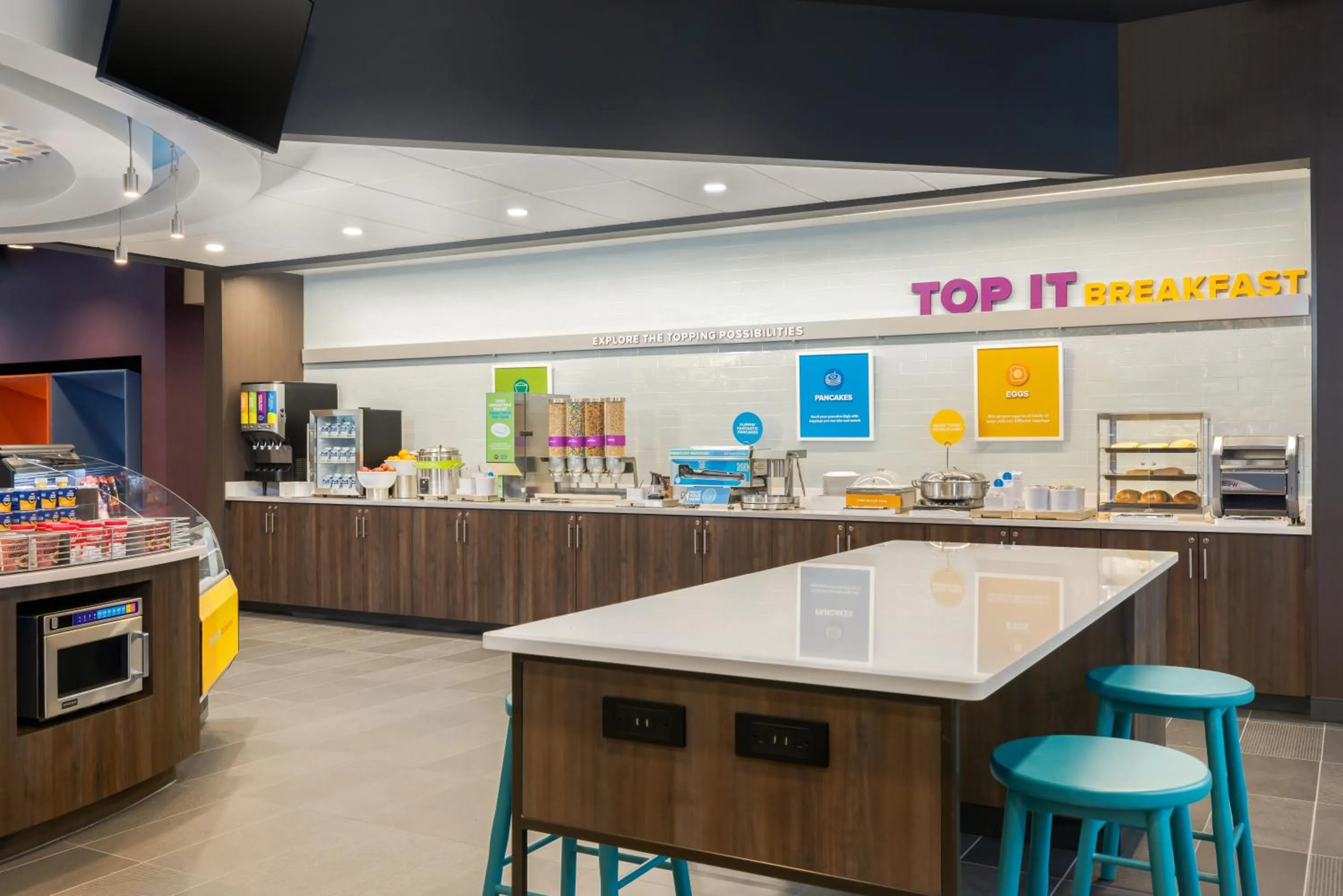 Coffee/tea facilities in Tru By Hilton Oshkosh