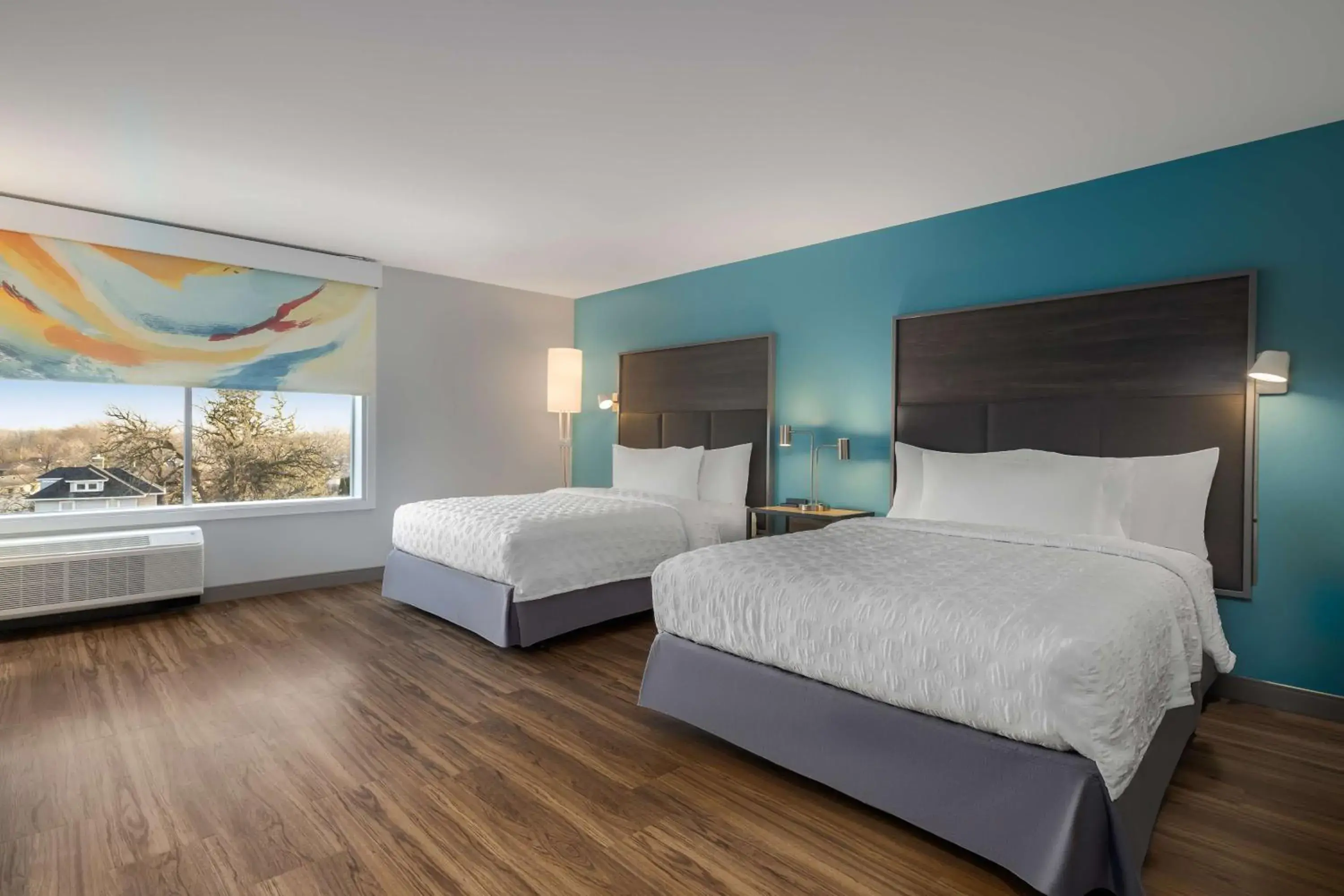 Bed in Tru By Hilton Oshkosh Bed in Tru By Hilton Oshkosh