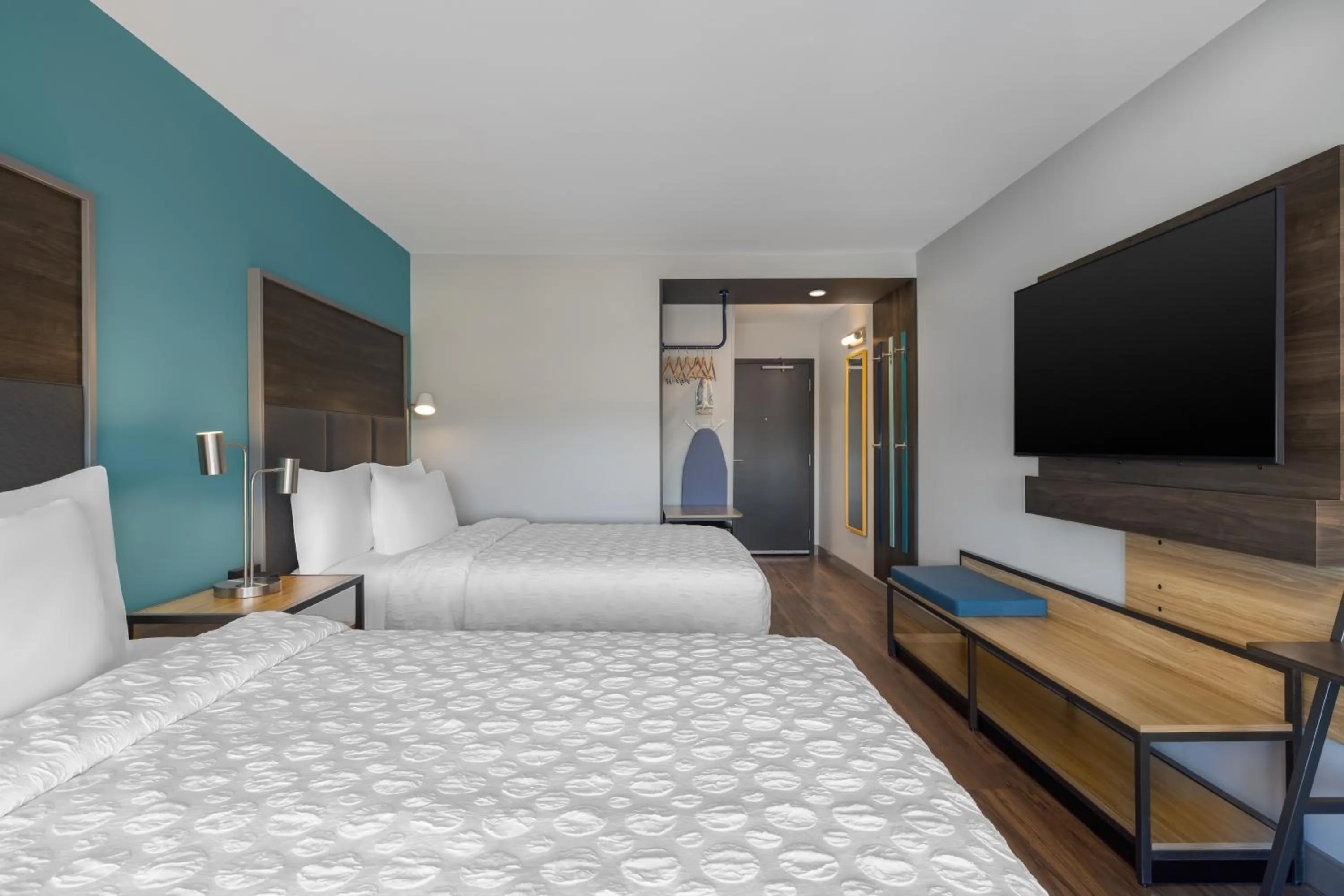 Bed in Tru By Hilton Oshkosh