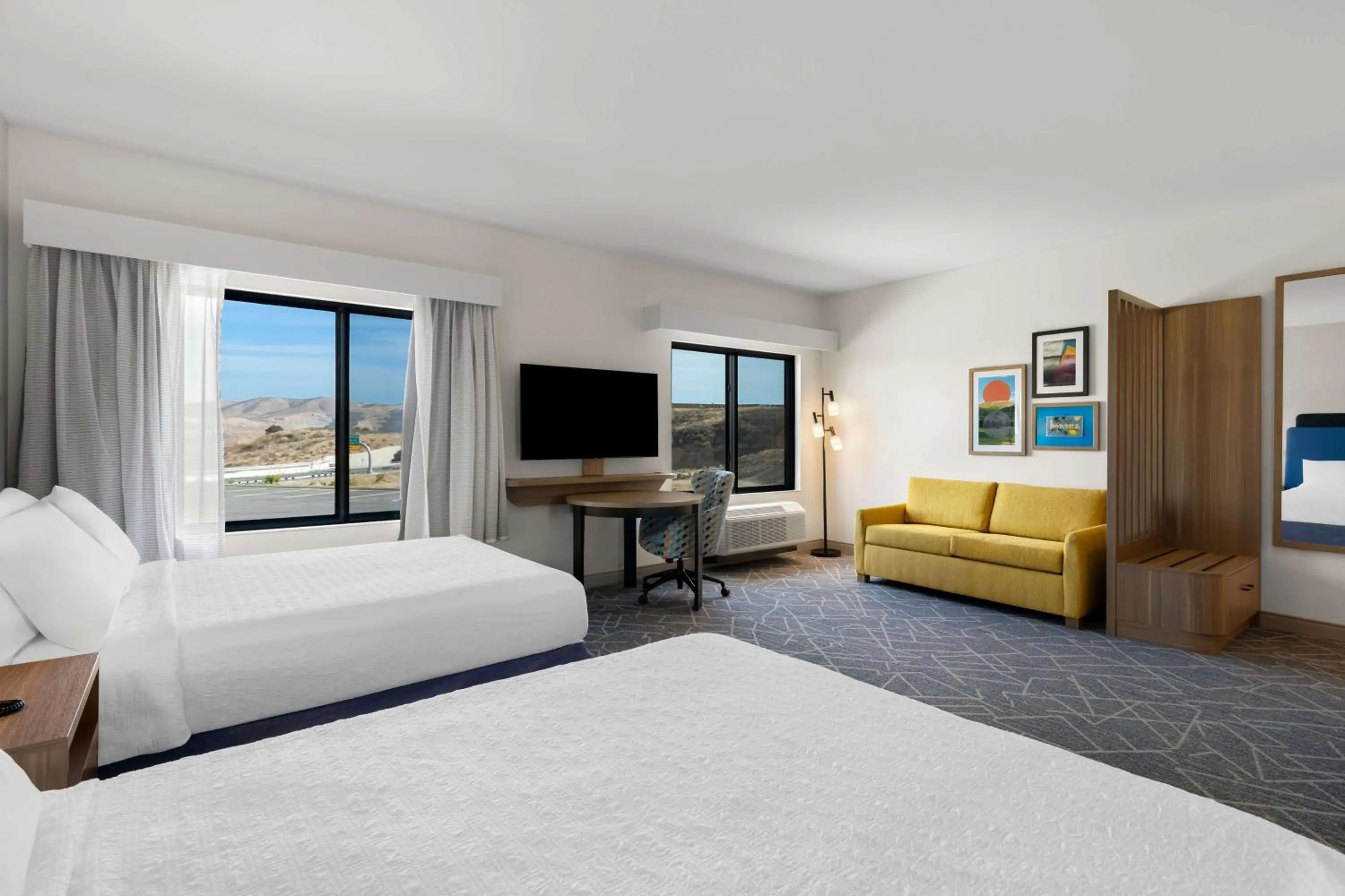 Bed in Hampton Inn & Suites Corona, Ca