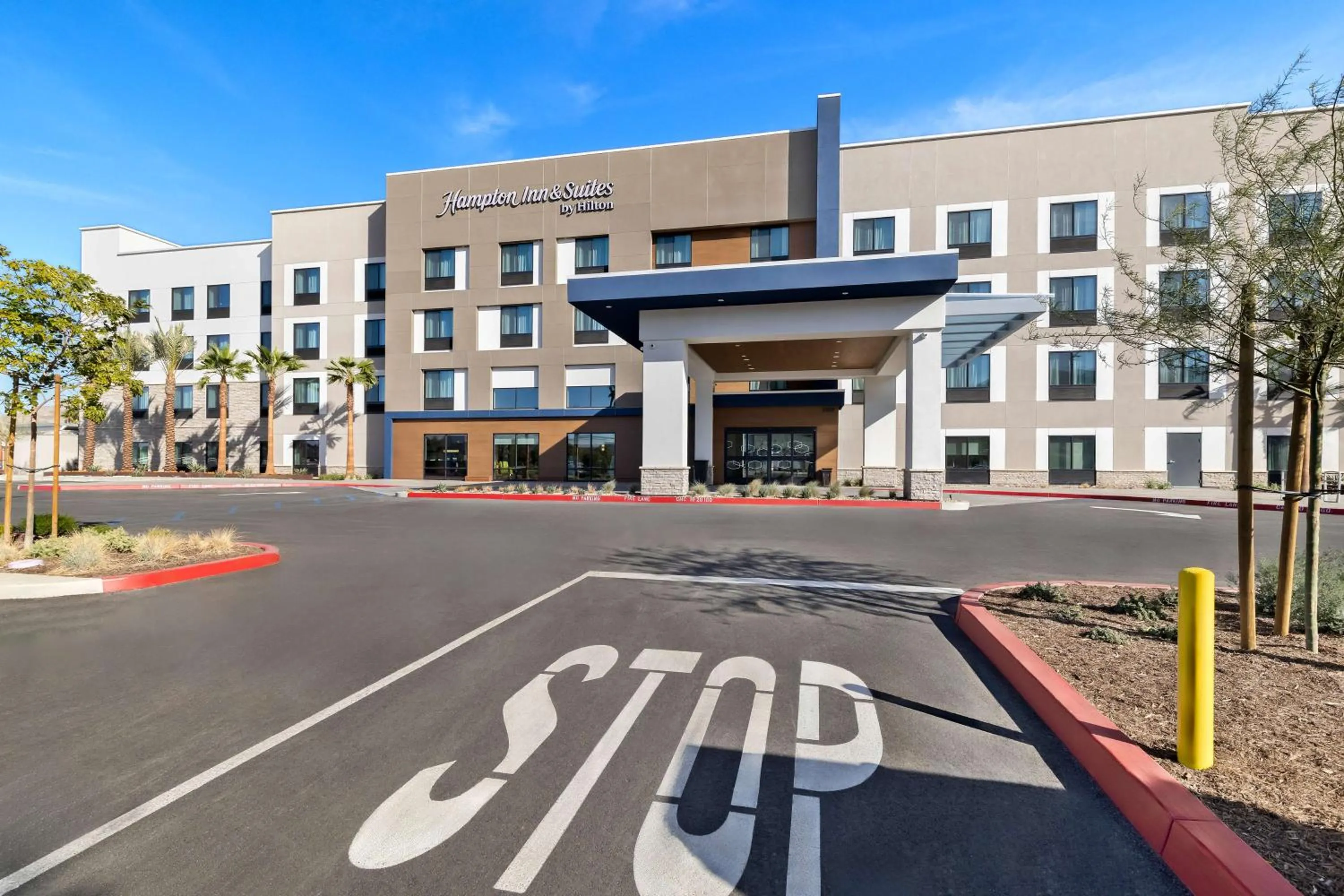 Property building in Hampton Inn & Suites Corona, Ca