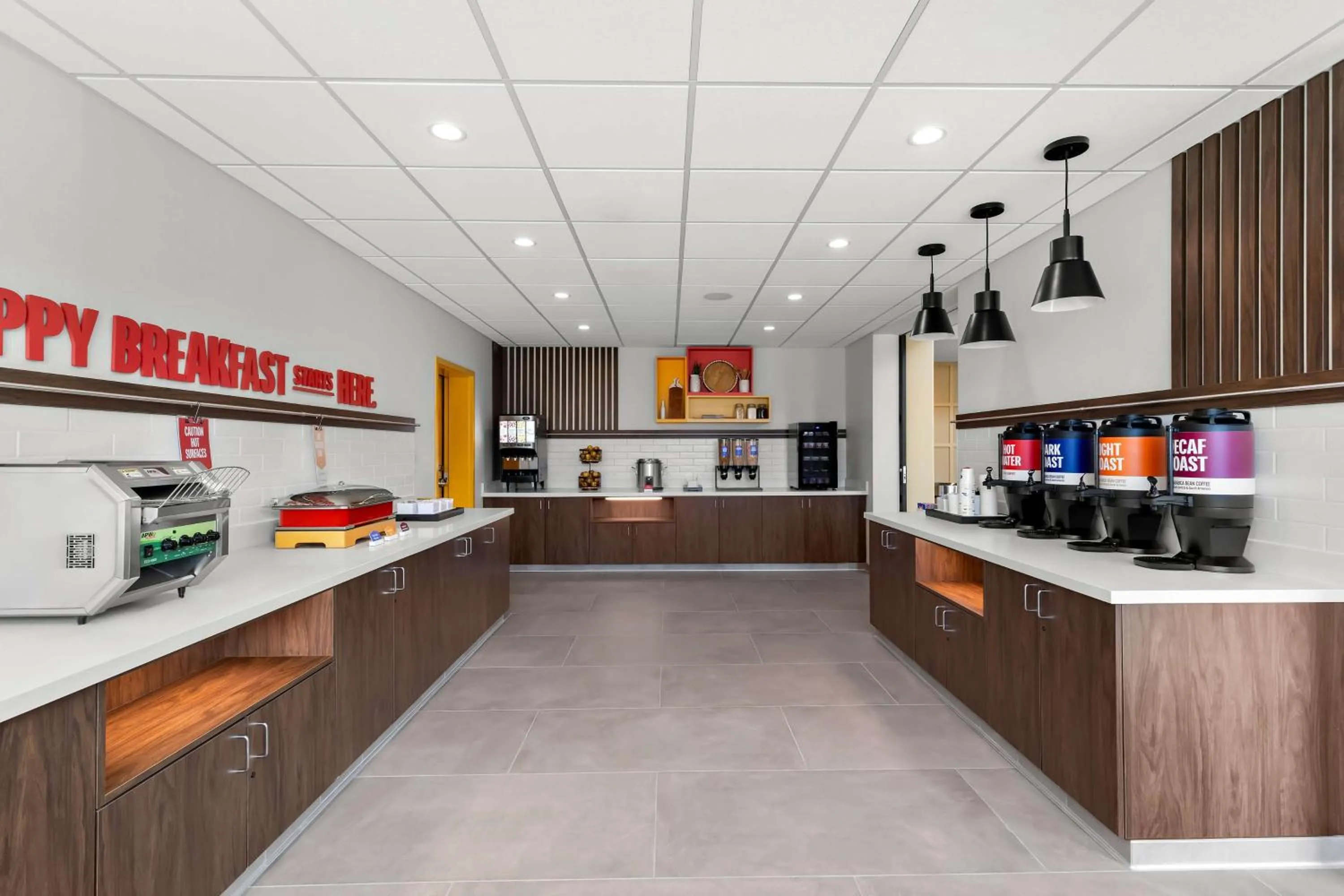 Breakfast in Hampton Inn & Suites Corona, Ca