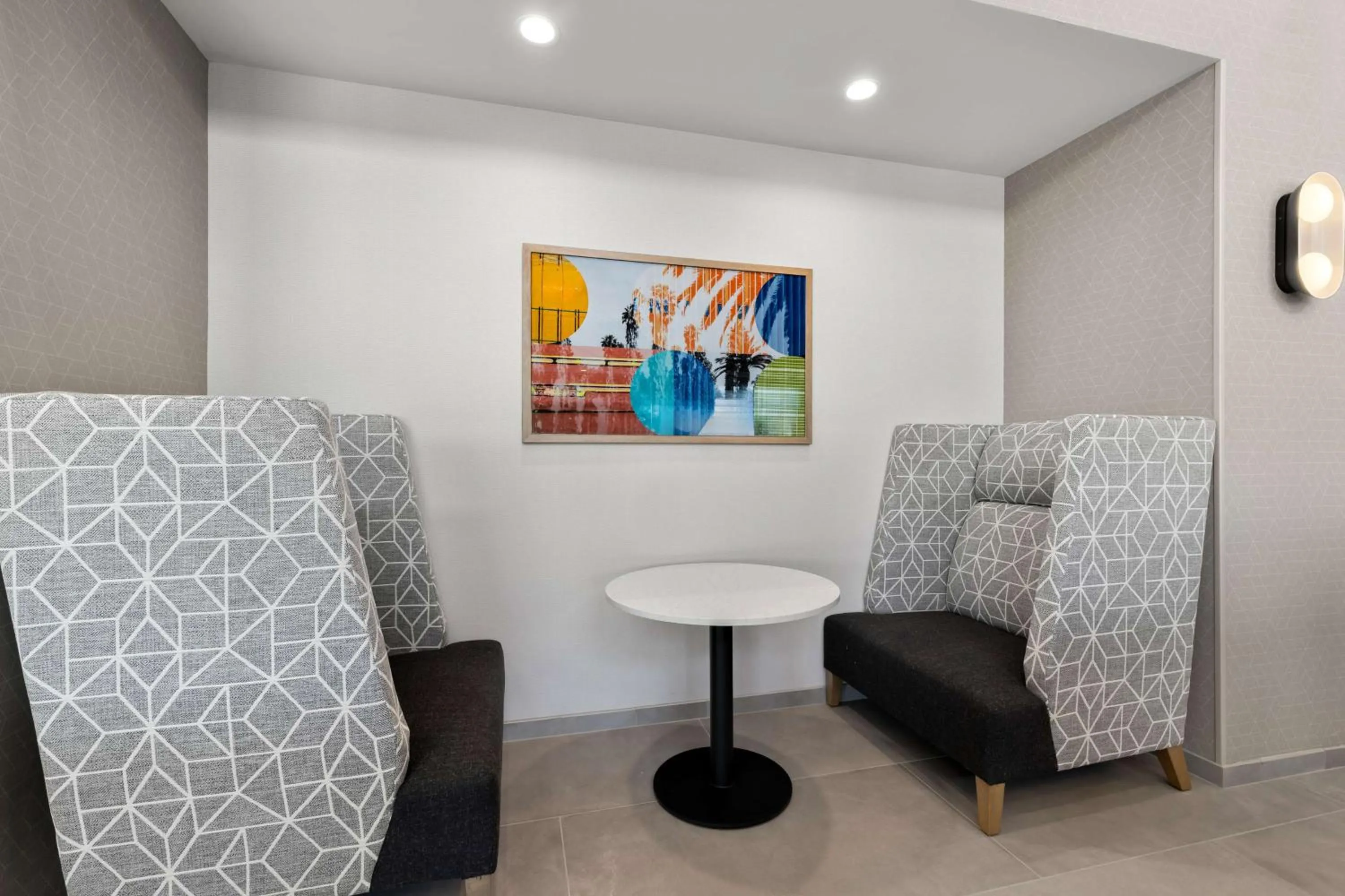 Lobby or reception in Hampton Inn & Suites Corona, Ca