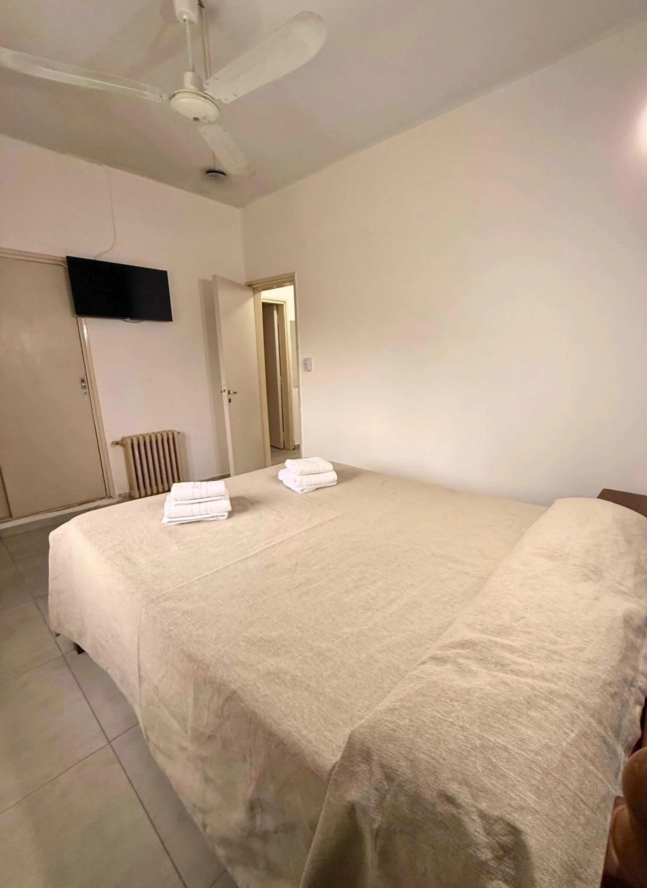 Bed in Hotel Montecarlo PSH