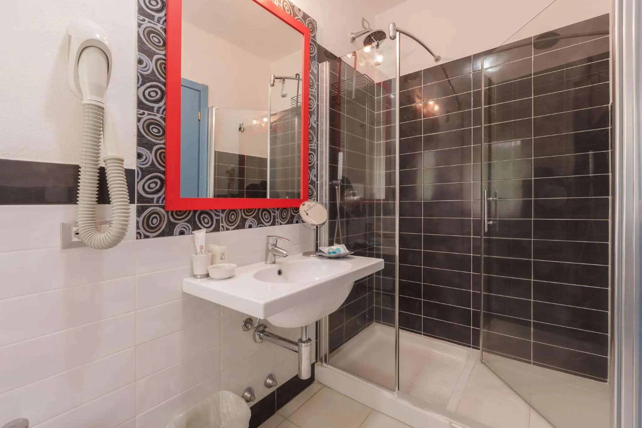 Shower in Hotel Sant'Andrea