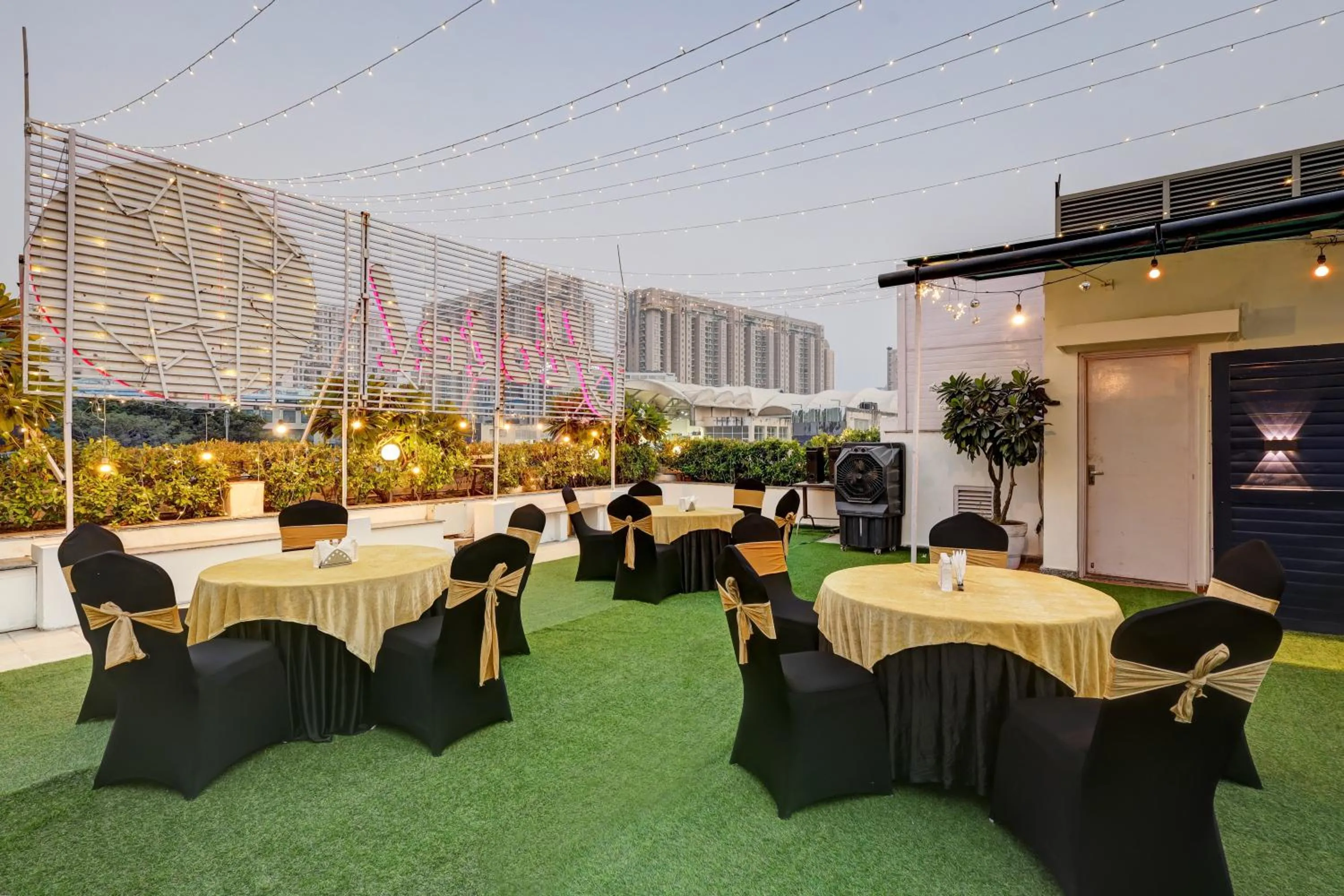 Property building in Hotel 91 Golf Course Road