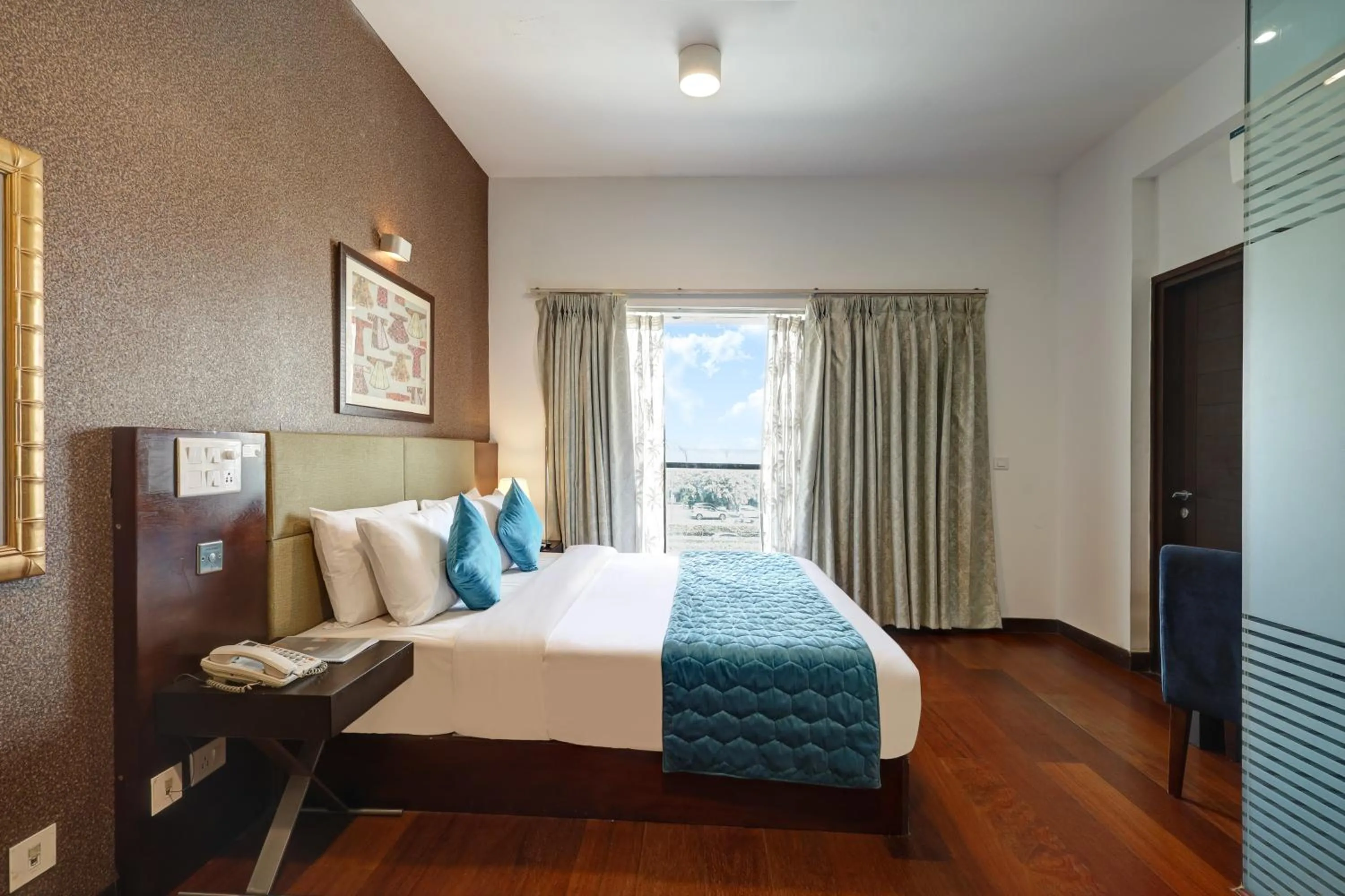 Bed in Hotel 91 Golf Course Road