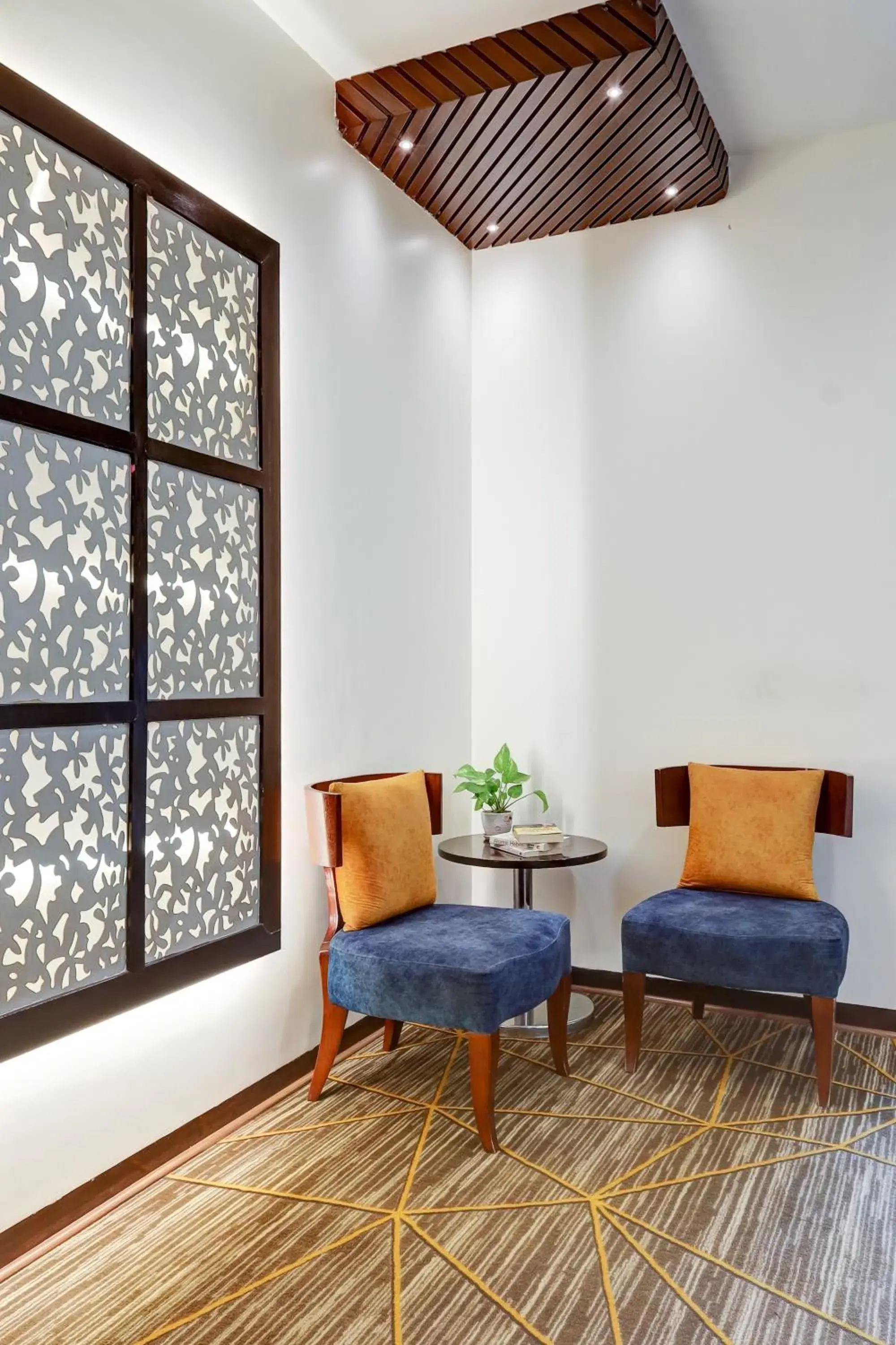 Property building in Hotel 91 Golf Course Road Property building in Hotel 91 Golf Course Road