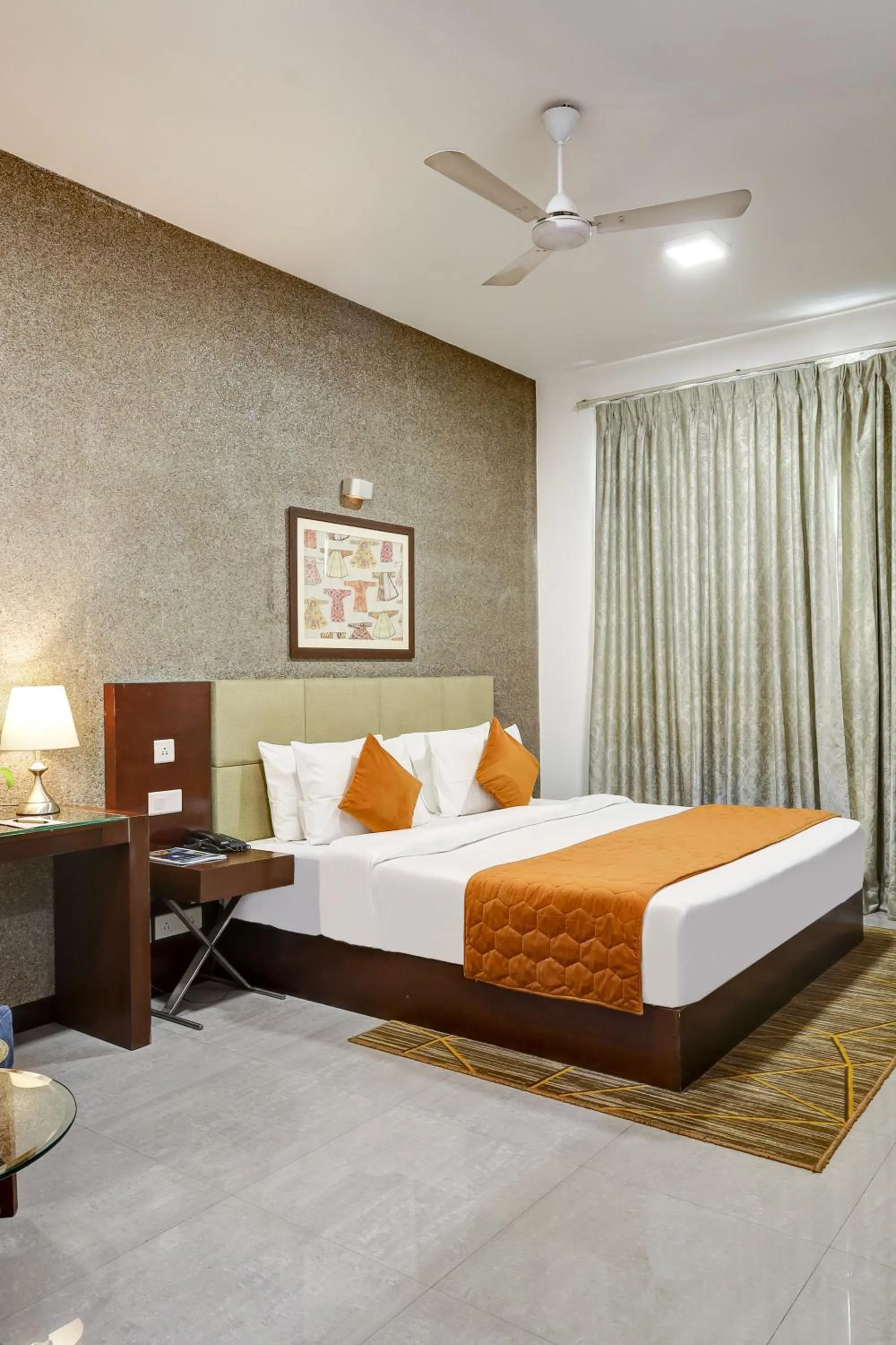 Bedroom, Bed in Hotel 91 Golf Course Road