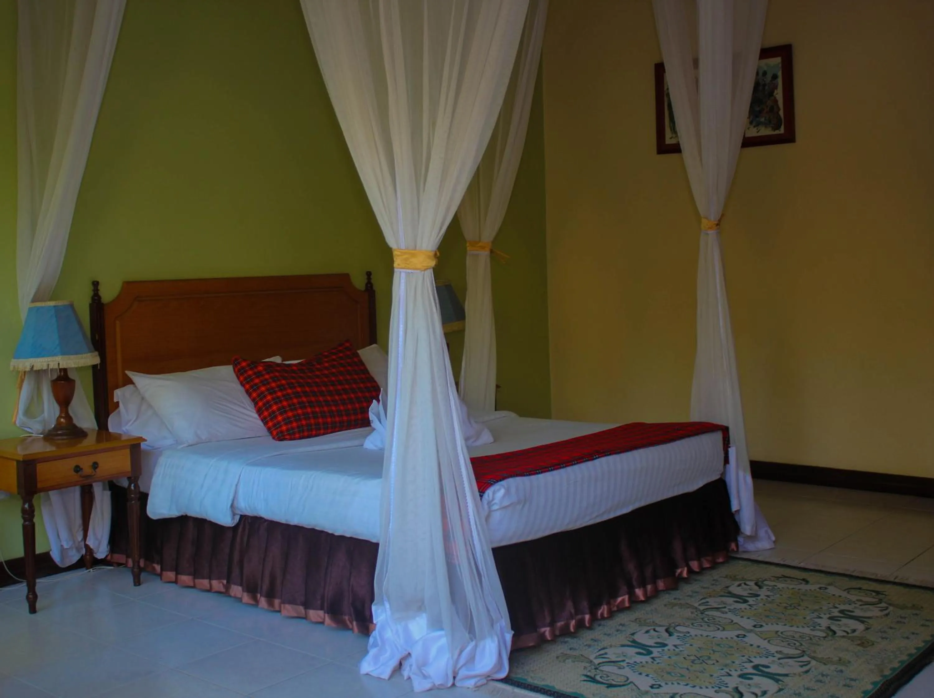 Bedroom, Bed in Equator Hotel
