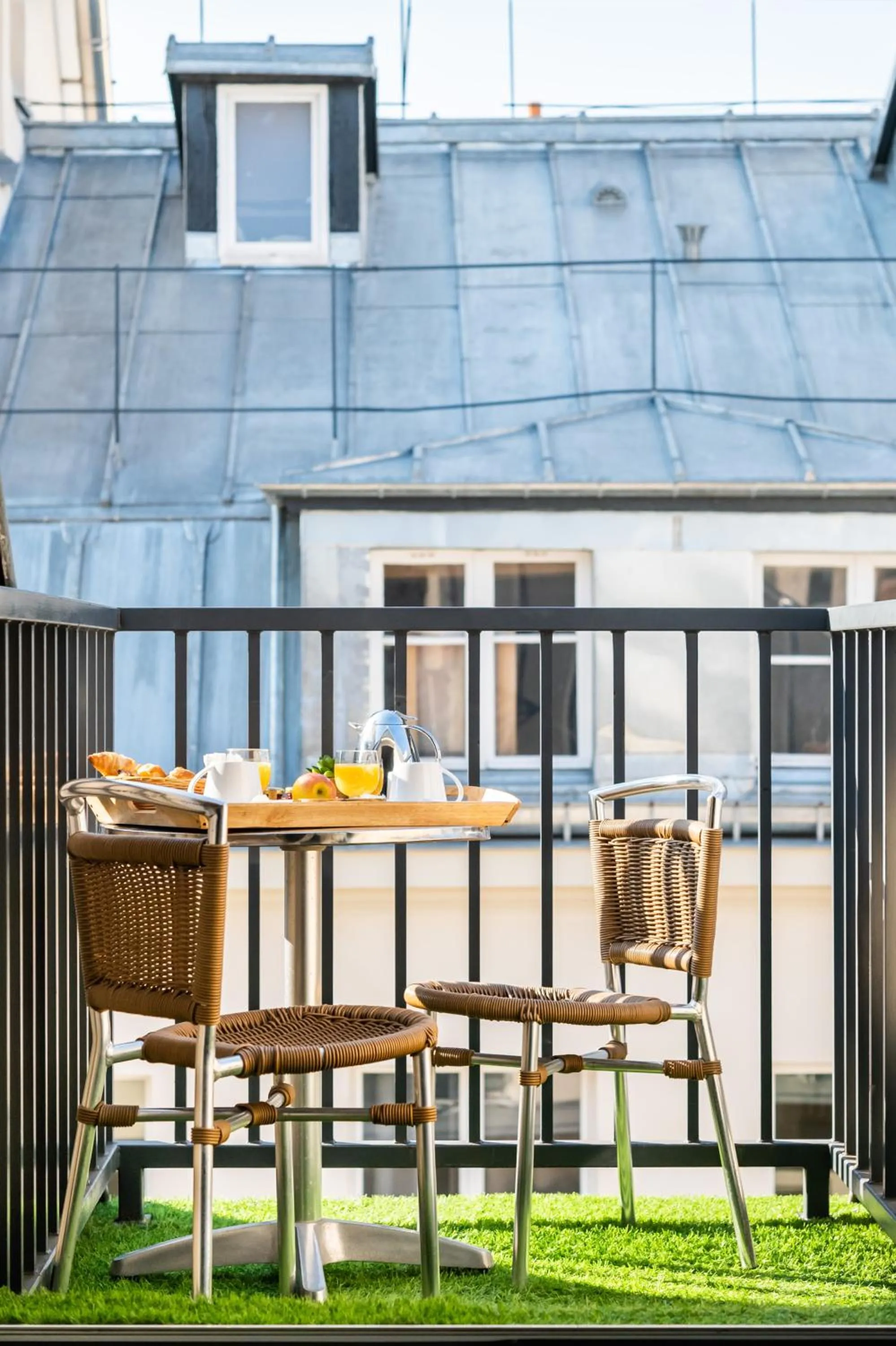 View (from property/room) in hotel Louvre Sainte Anne