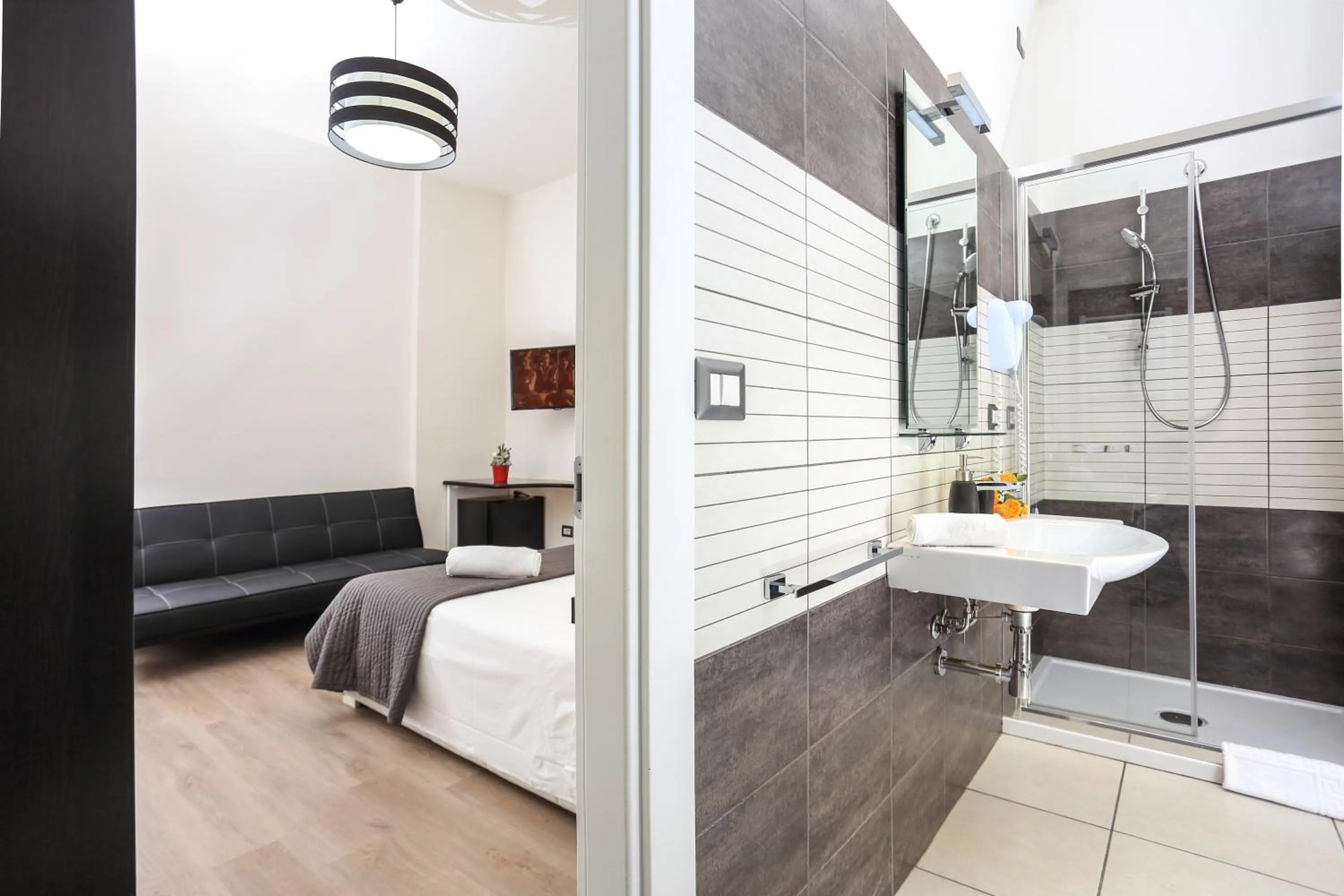 Shower, Bed in Il Piccolo Principe