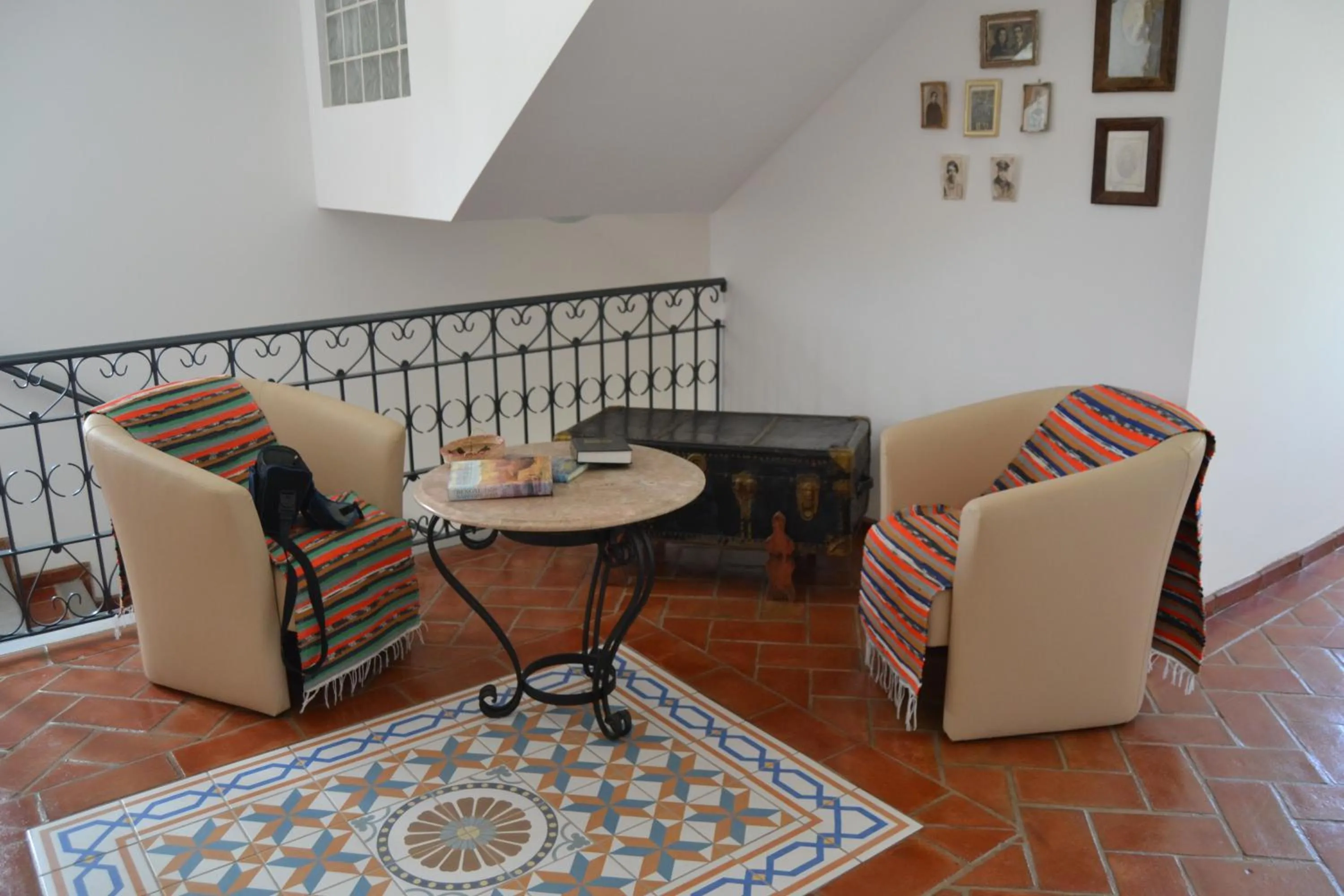 Seating area in Quinta dos Tesouros