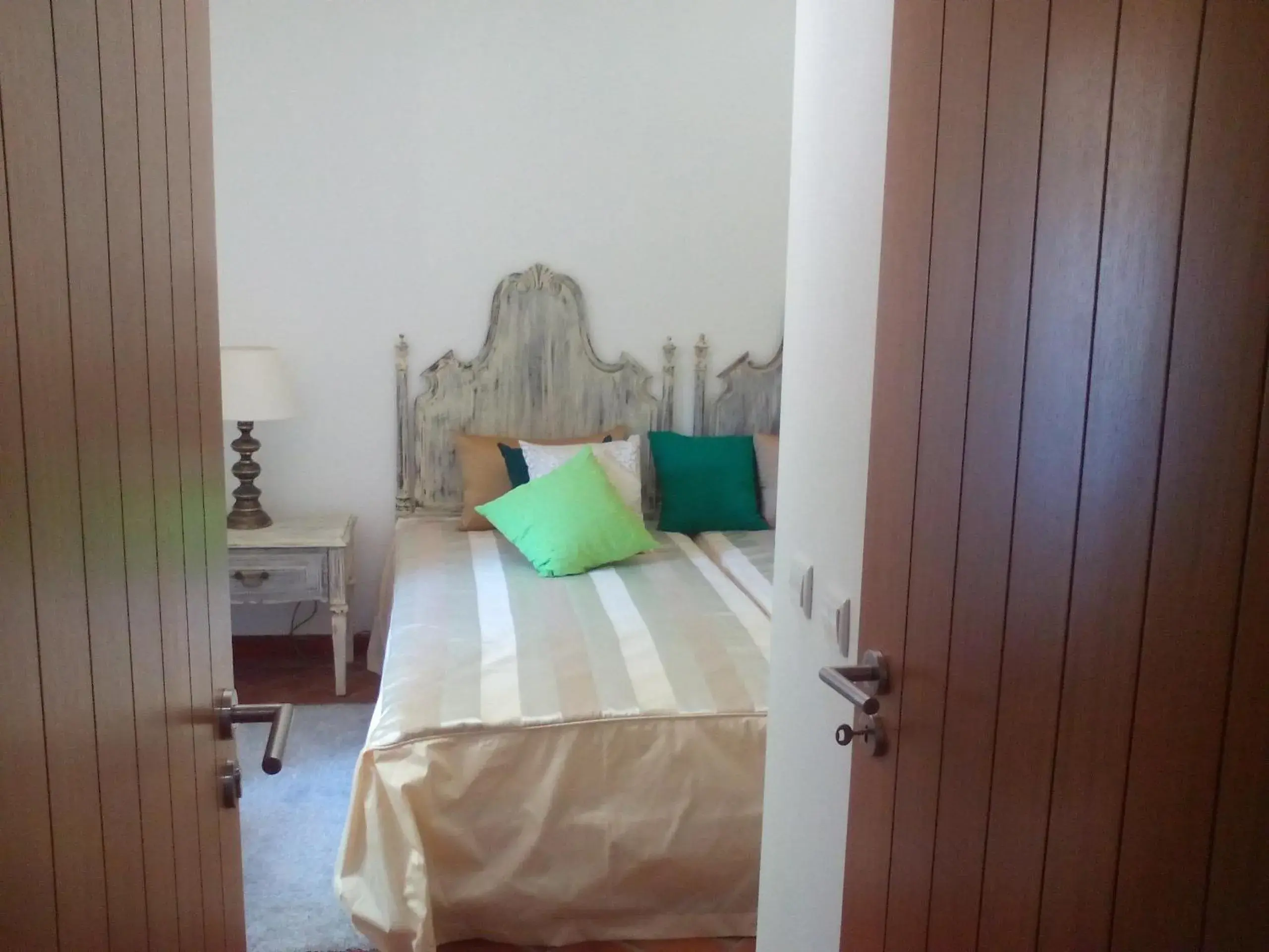 Budget Twin Room in Quinta dos Tesouros Budget Twin Room in Quinta dos Tesouros