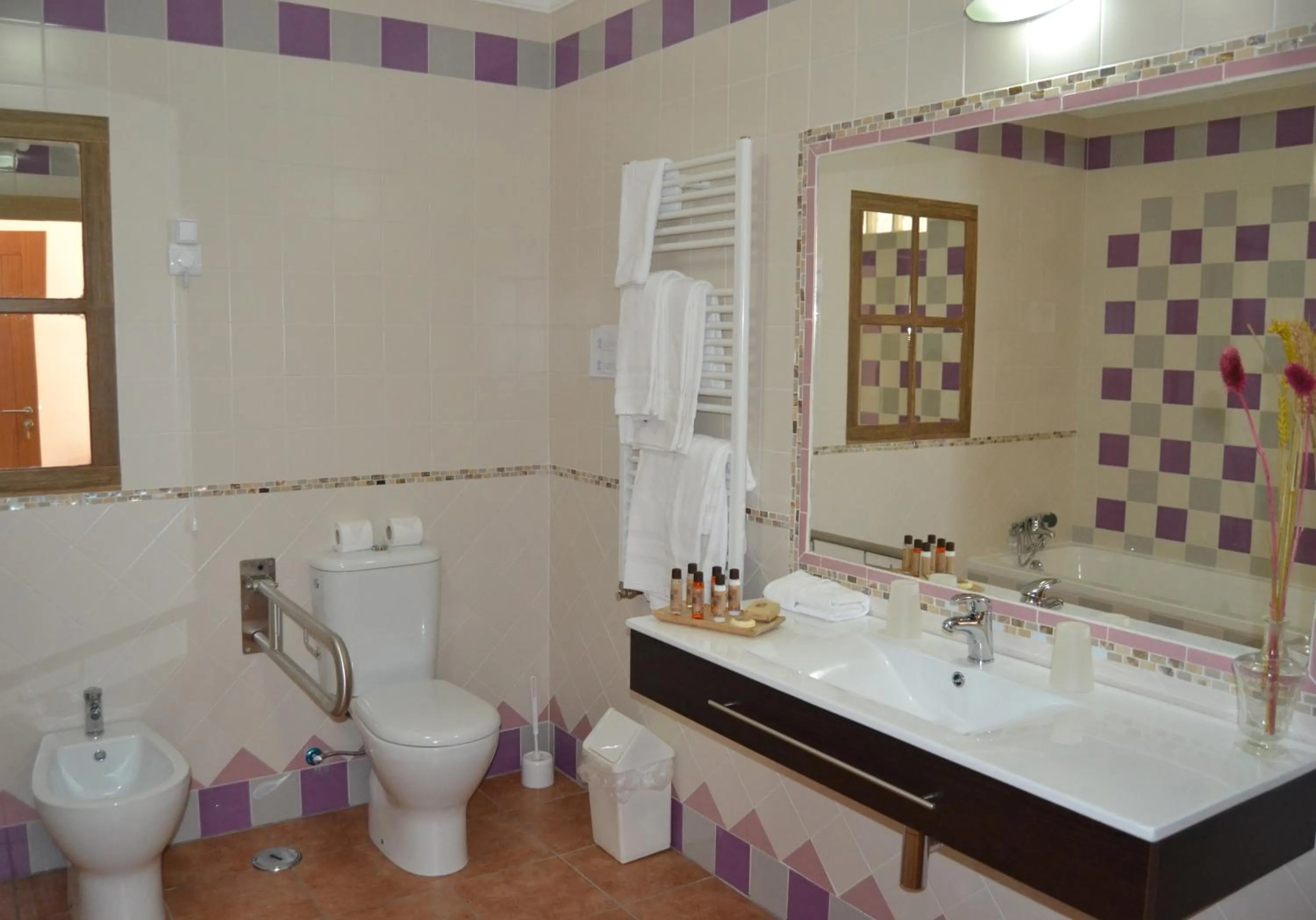 Toilet in Quinta dos Tesouros