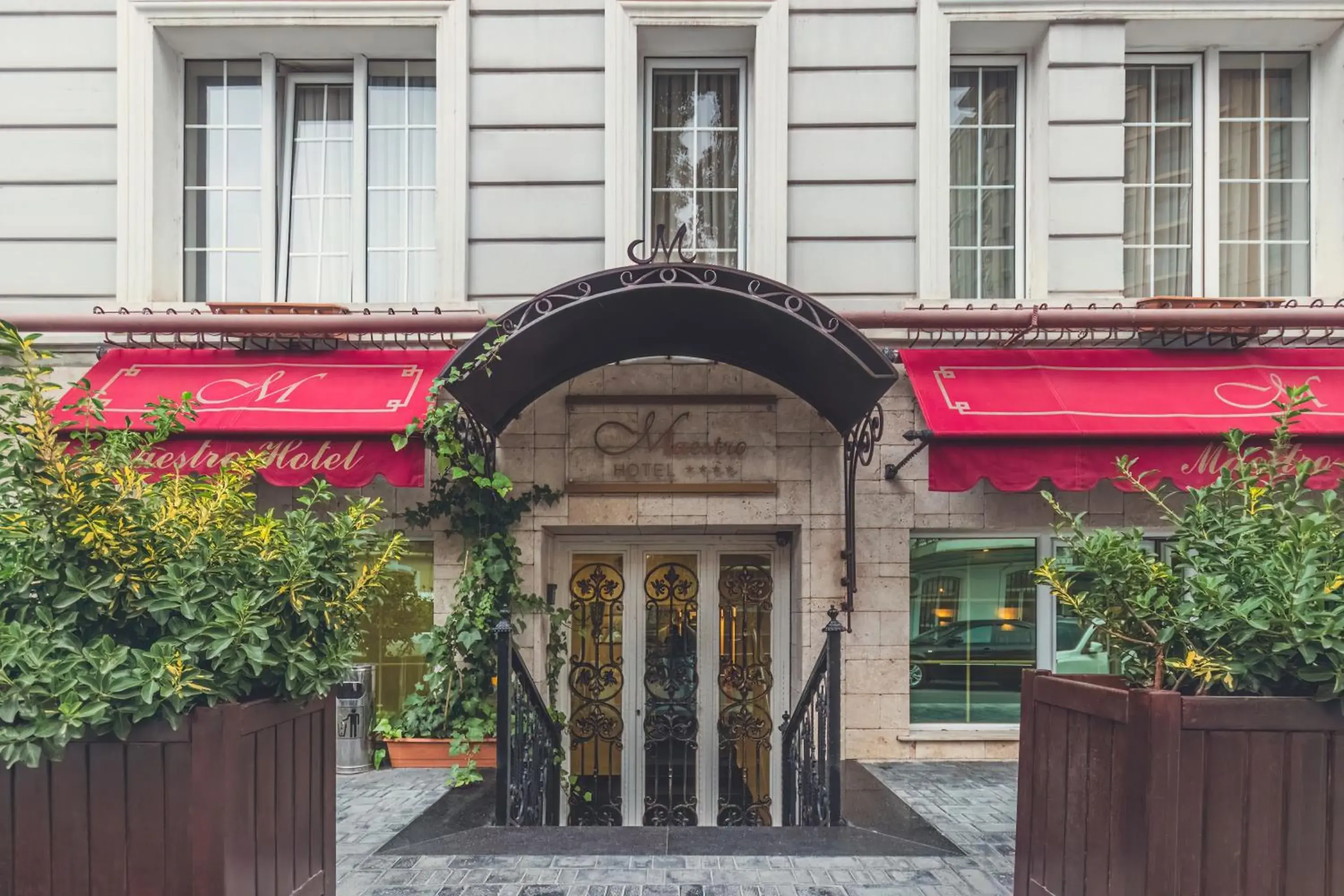 Property building in Maestro Hotel Property building in Maestro Hotel