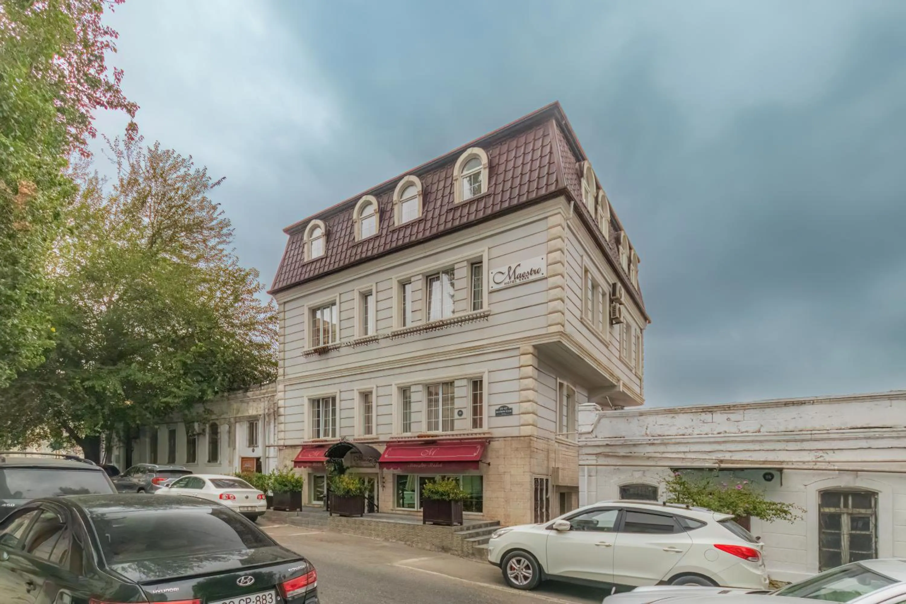 Property building in Maestro Hotel