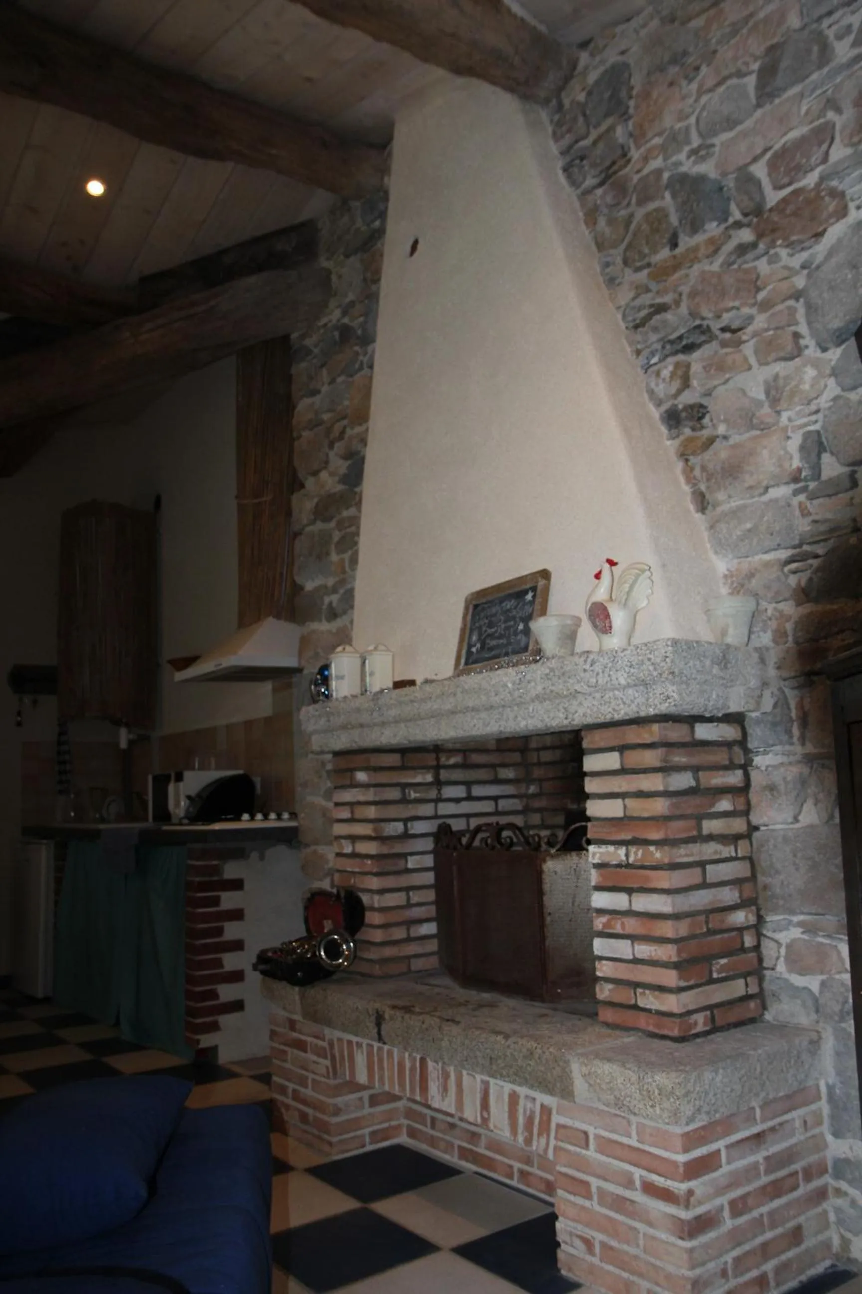 Internal: Not applicable to any particular room in La Maison Des Landes