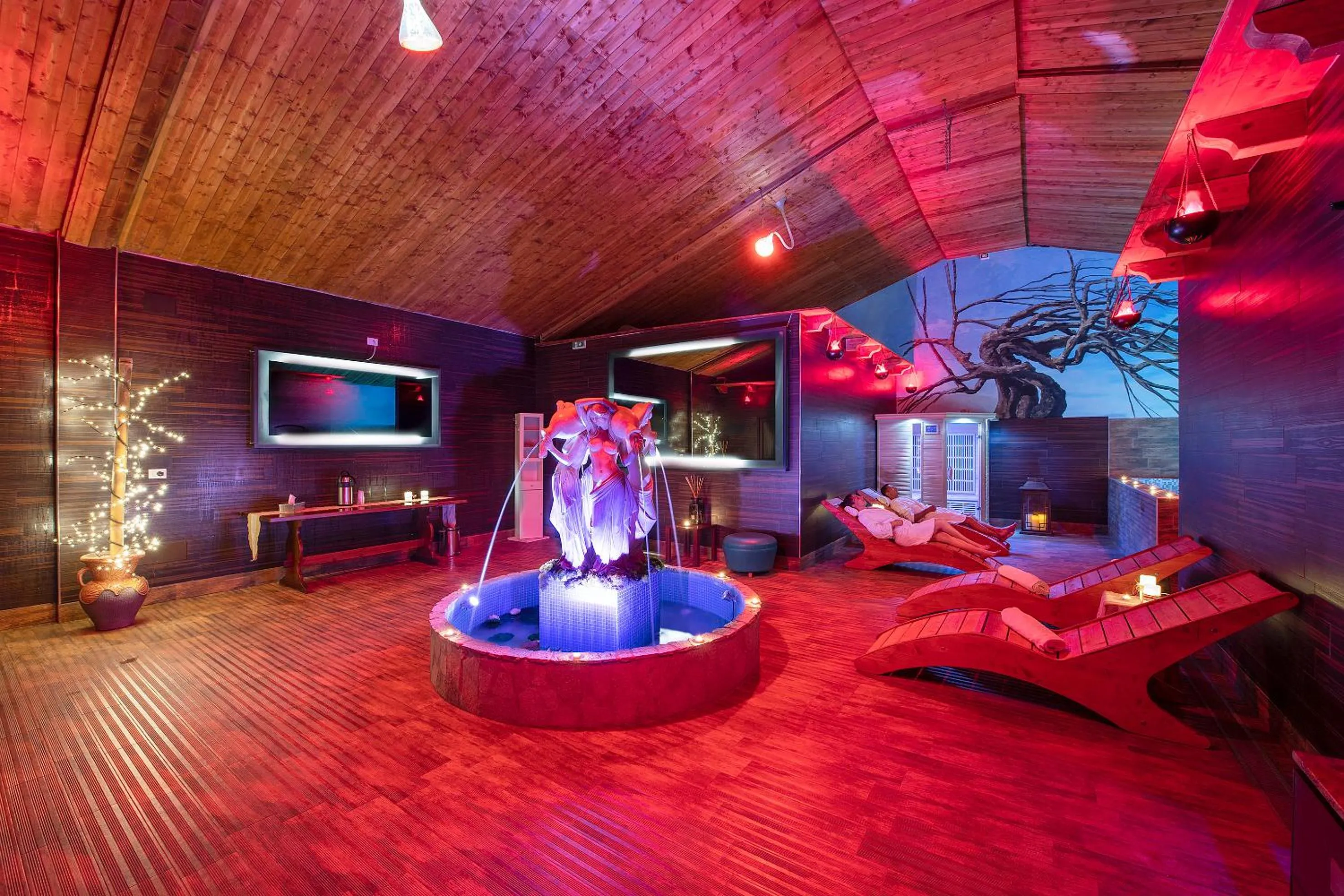 Spa and wellness centre/facilities in Hotel Rurale Orti di Nora & SPA