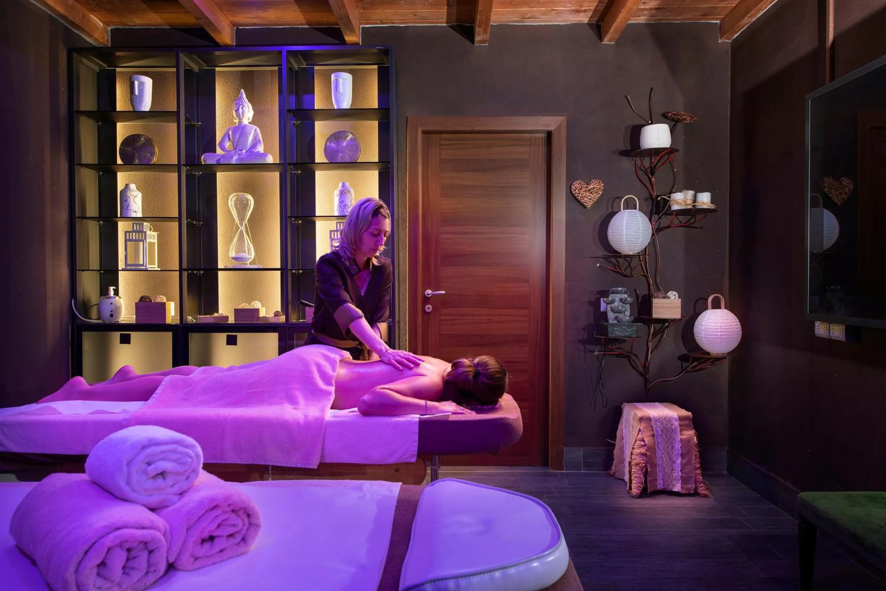 Massage, Bed in Hotel Rurale Orti di Nora & SPA