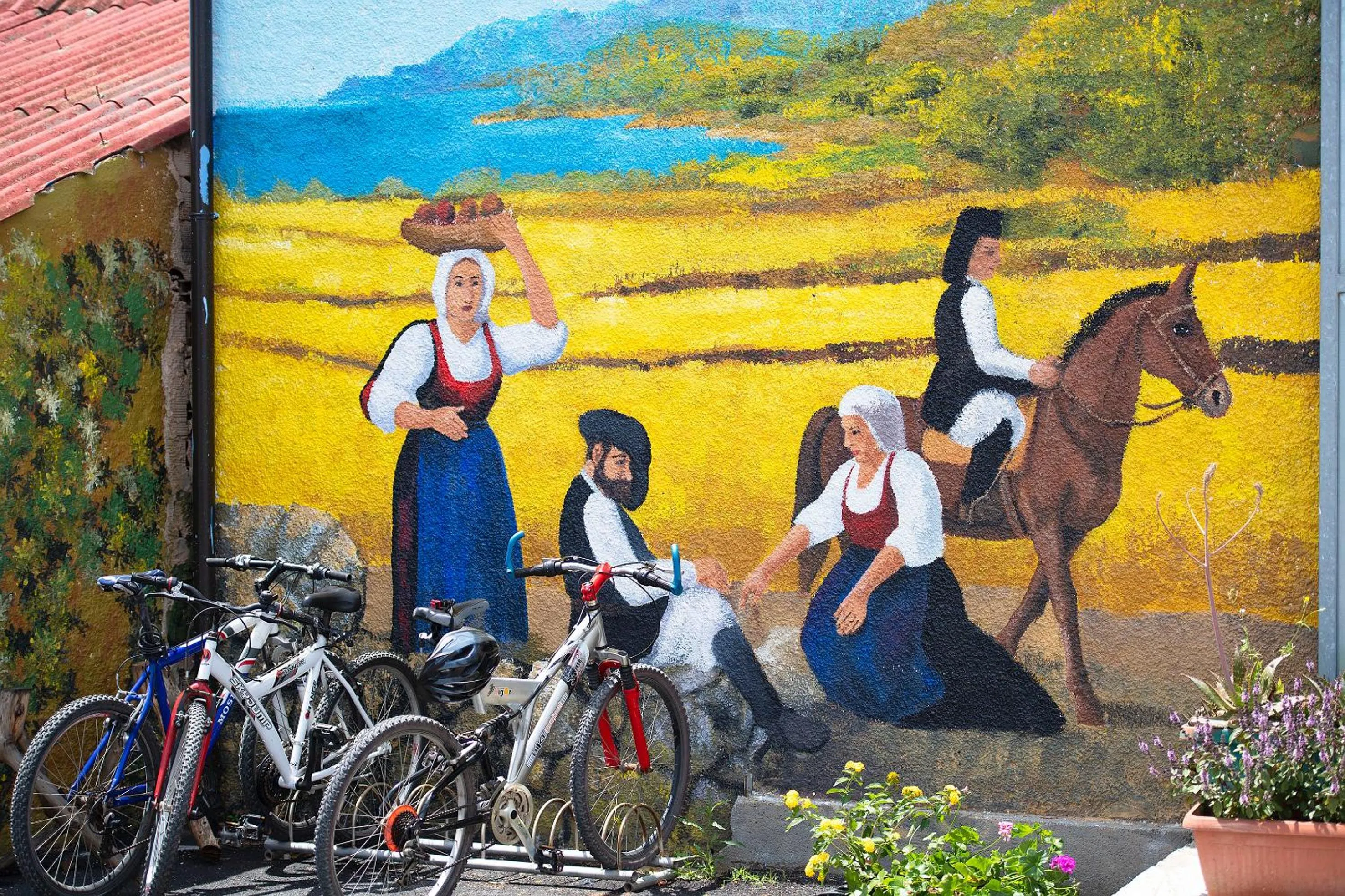 Decorative detail in Hotel Rurale Orti di Nora & SPA