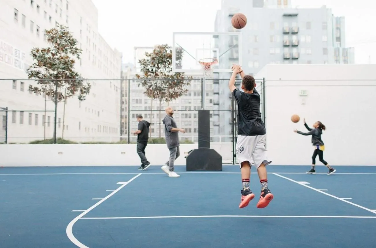 Sports in Level Los Angeles - Downtown South Olive