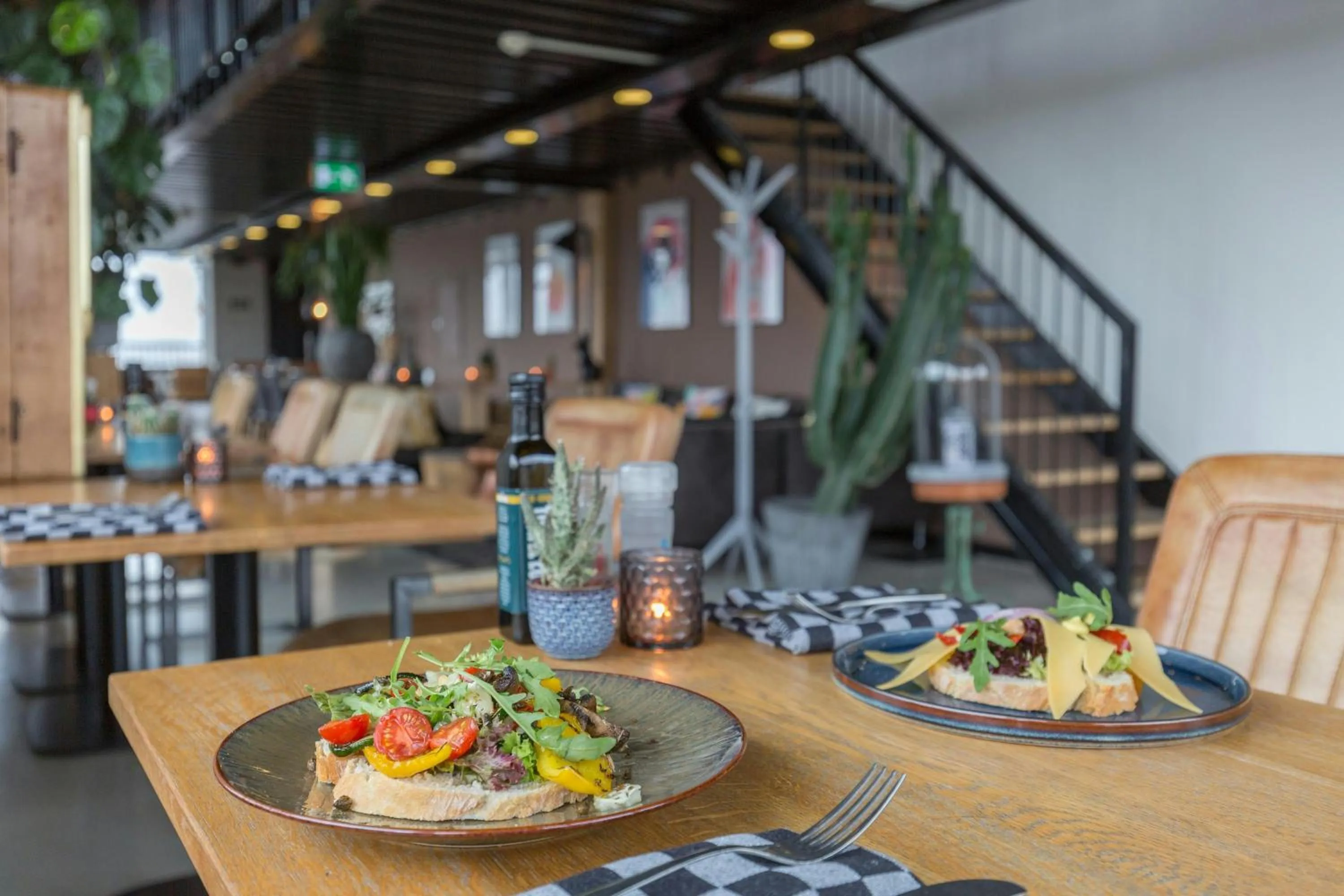 Restaurant/places to eat in Leonardo Hotel Groningen Stadspark