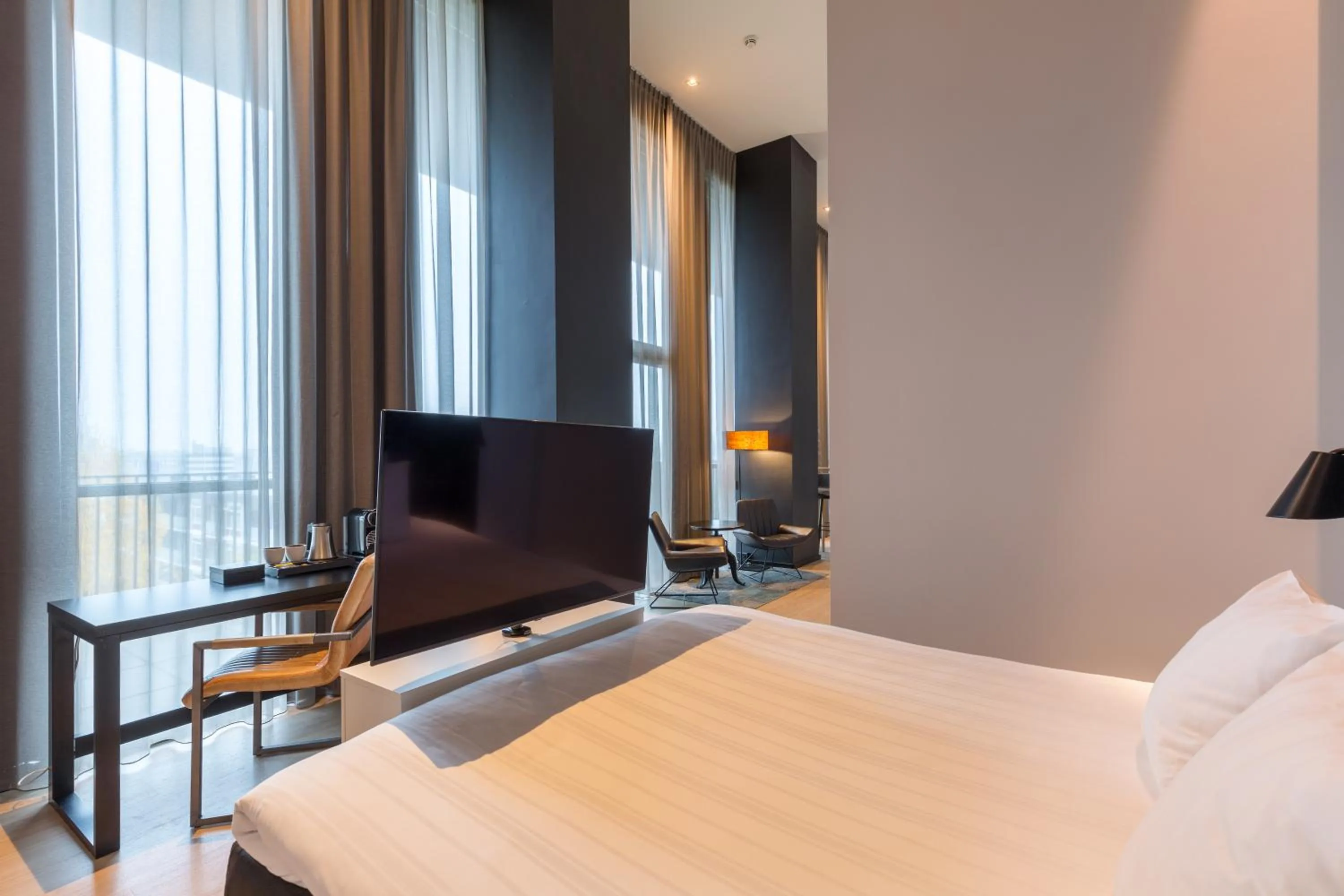 Bed in Leonardo Hotel Groningen Stadspark