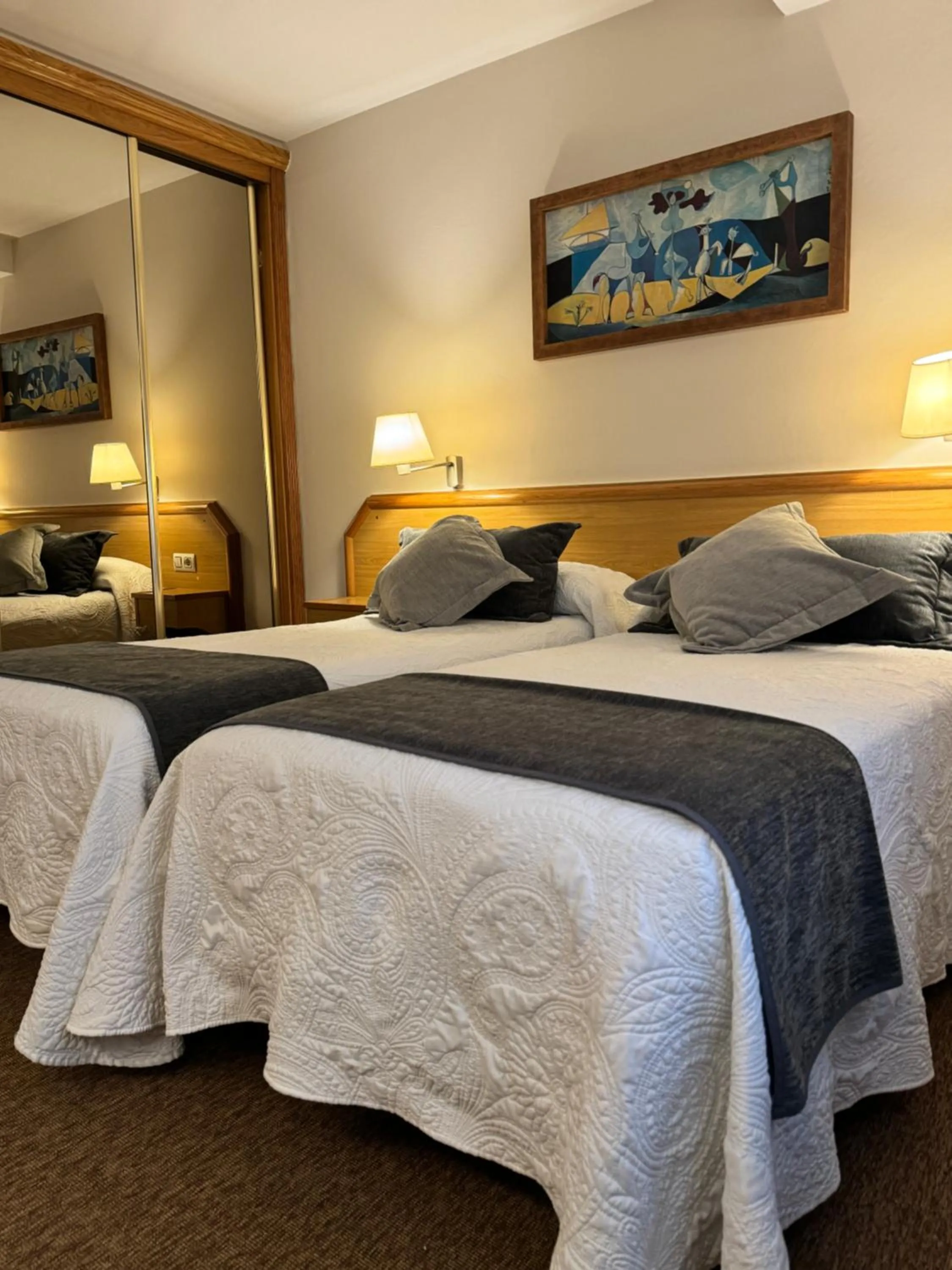 Bed in Nest Style Santiago