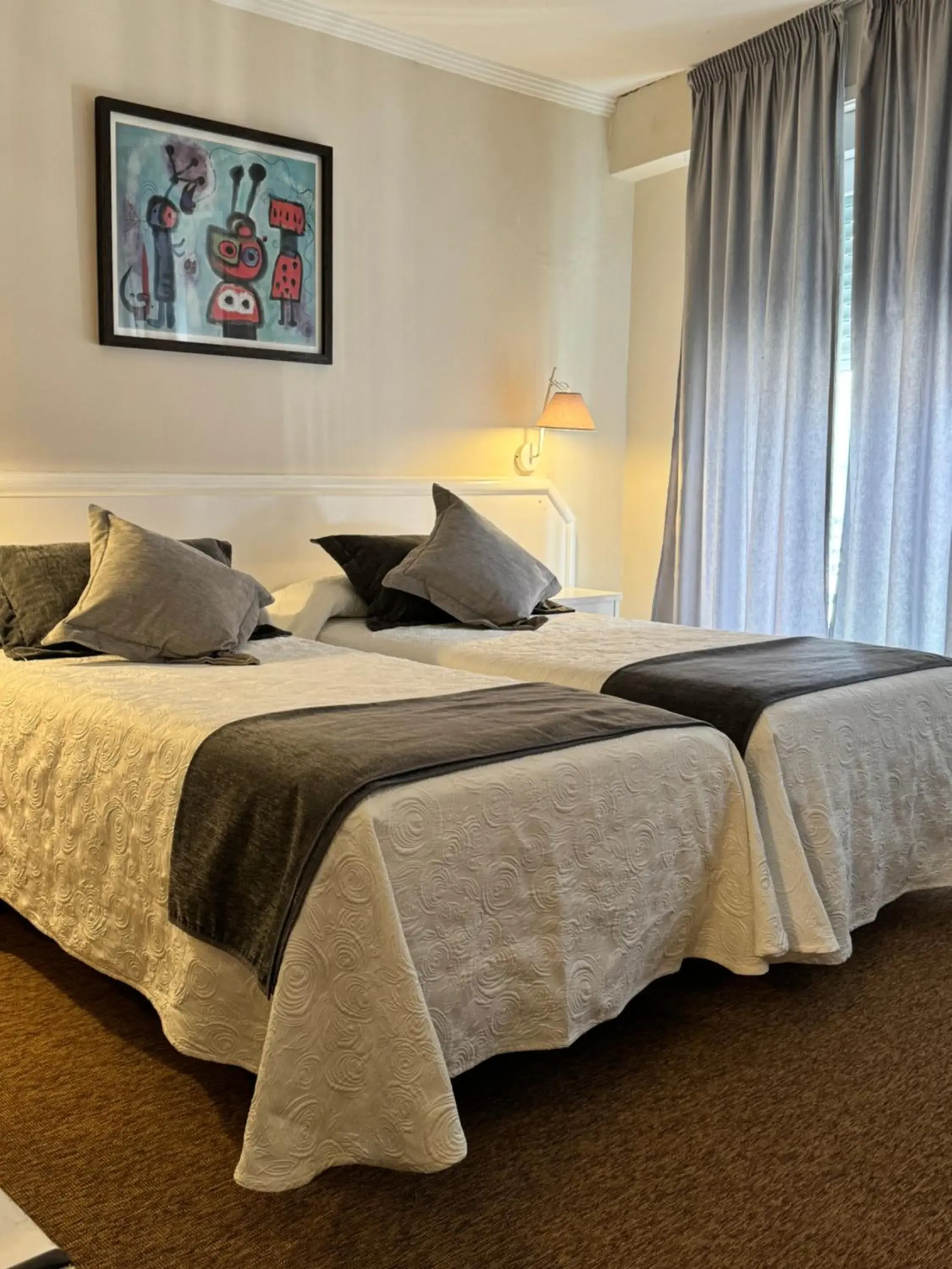 Bed in Nest Style Santiago Bed in Nest Style Santiago