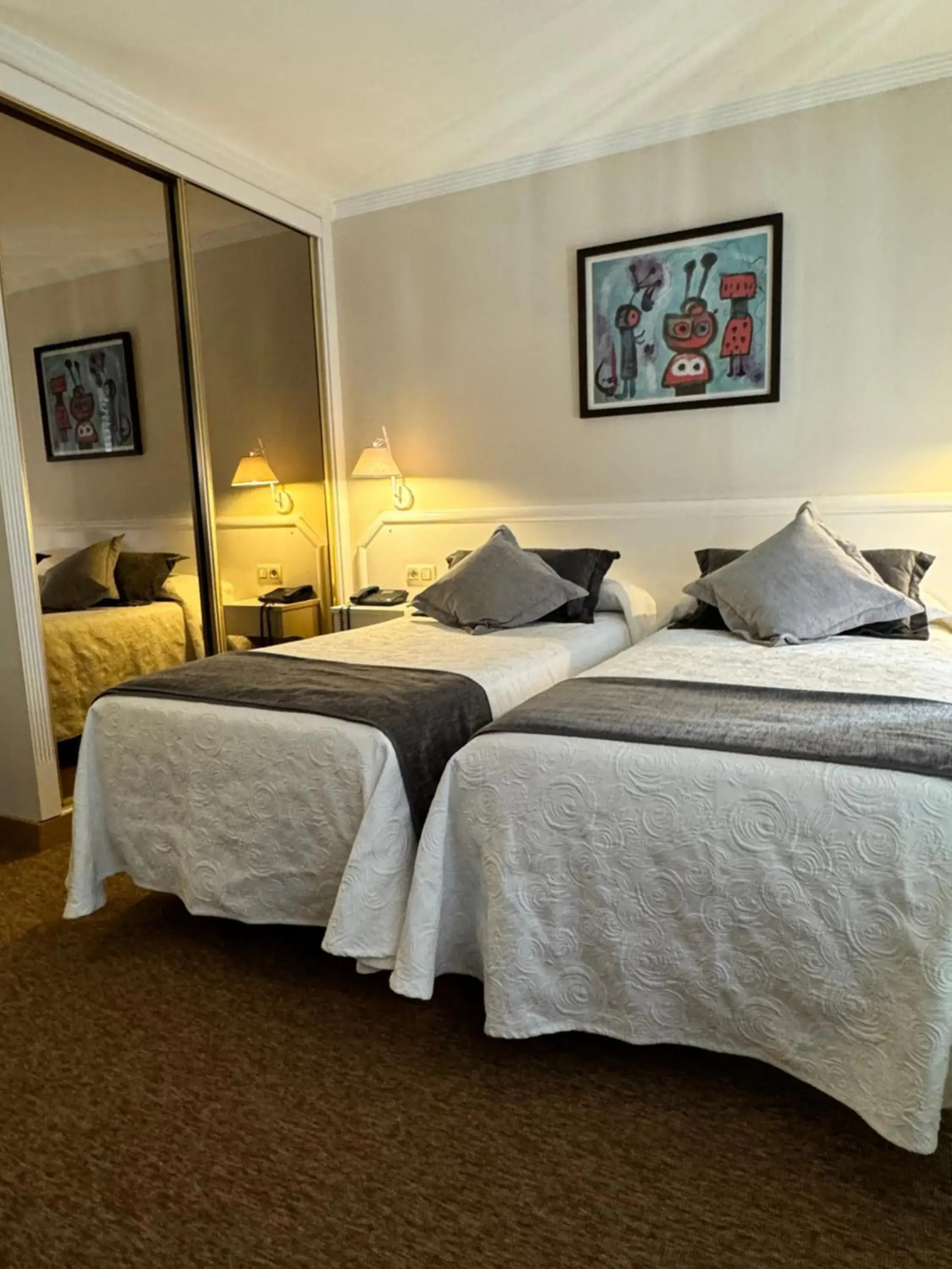 Double Room - Exterior Facing in Nest Style Santiago Double Room - Exterior Facing in Nest Style Santiago