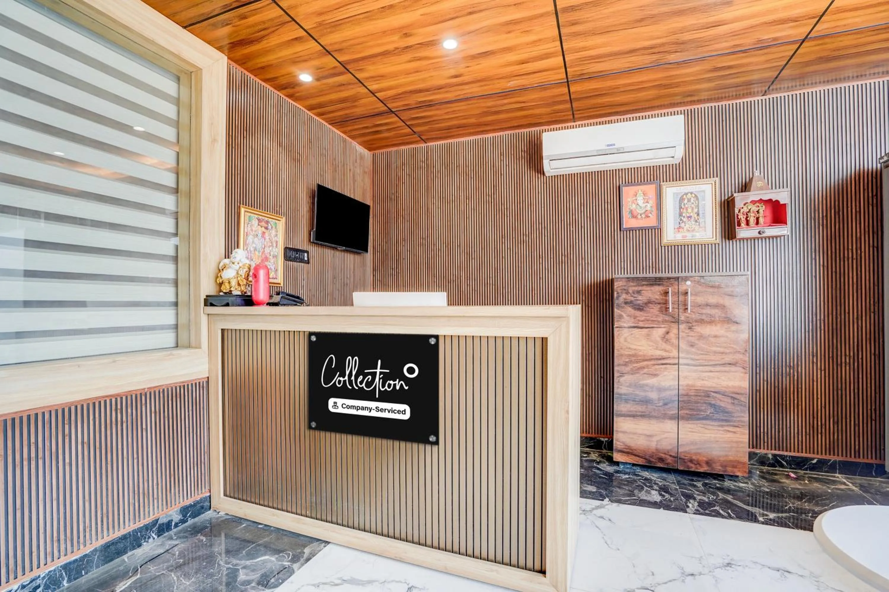 Lobby or reception in Super Collection O Ram Mandir Ayodhya Formerly Hotel Aarambh