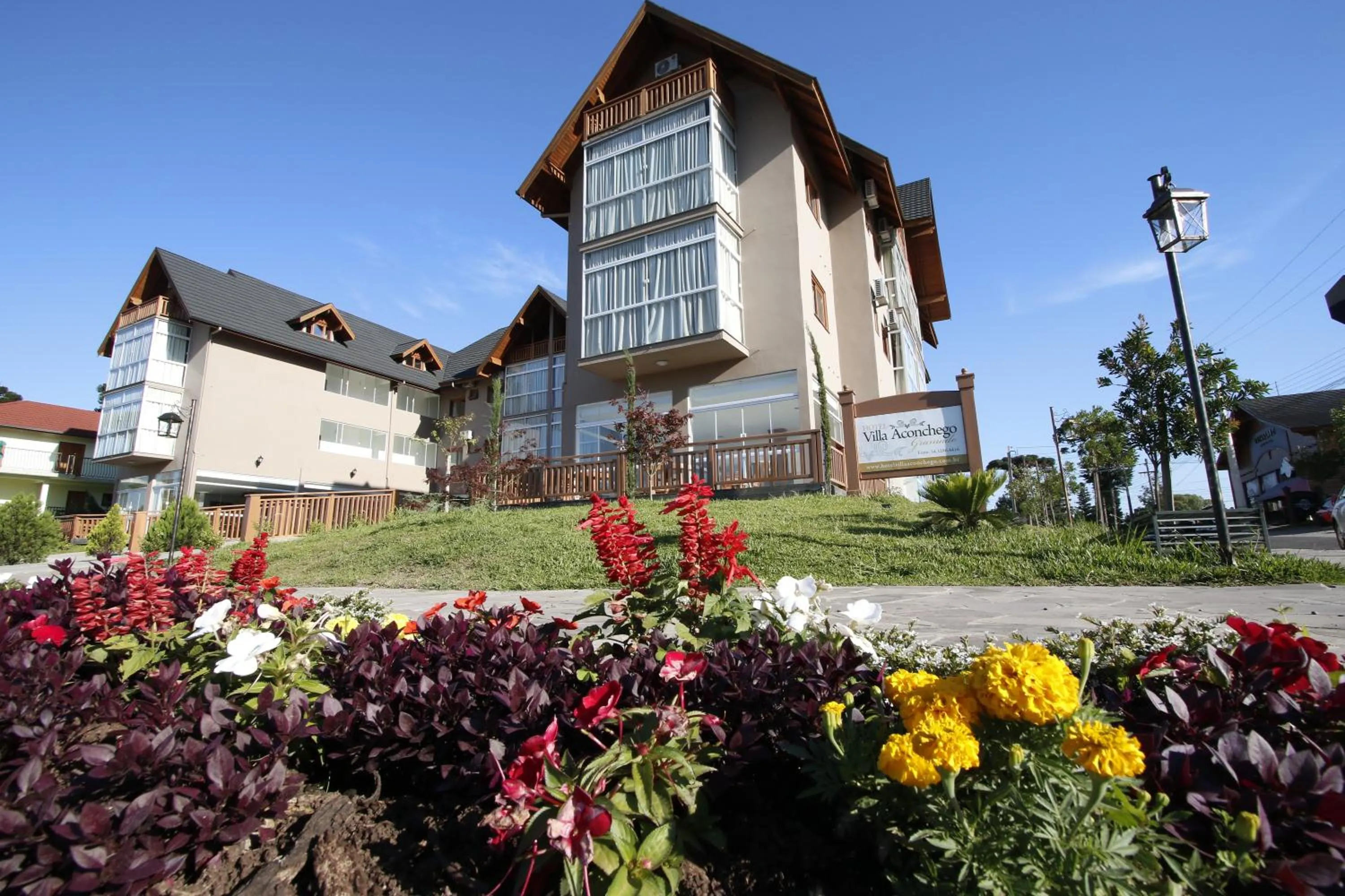 Facade/entrance in Hotel Villa Aconchego de Gramado