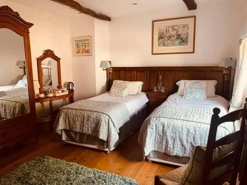 Double or Twin Room - single occupancy in Busfeild Arms Double or Twin Room - single occupancy in Busfeild Arms
