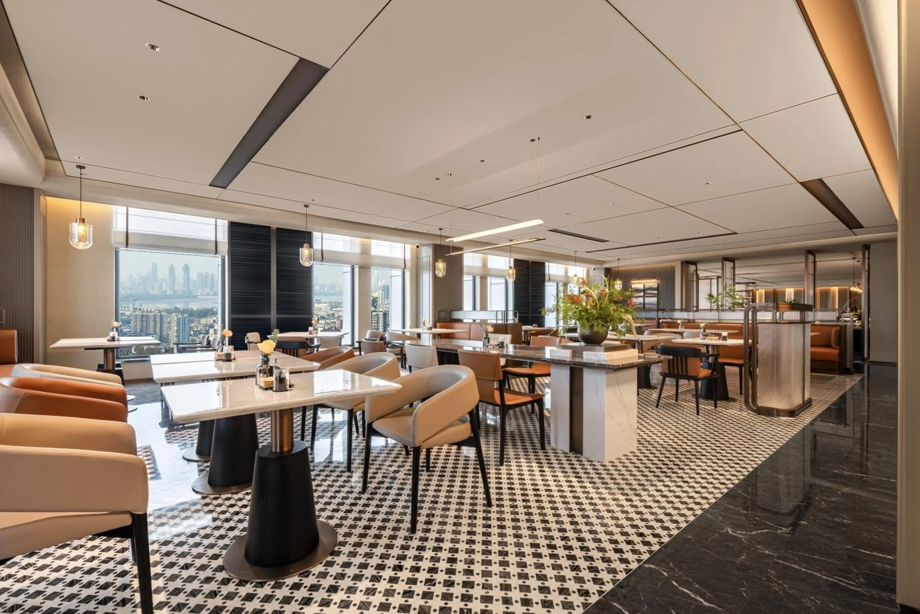 Restaurant/places to eat in Atour Hotel Wuhan Yellow Crane Tower Shouyi Plaza