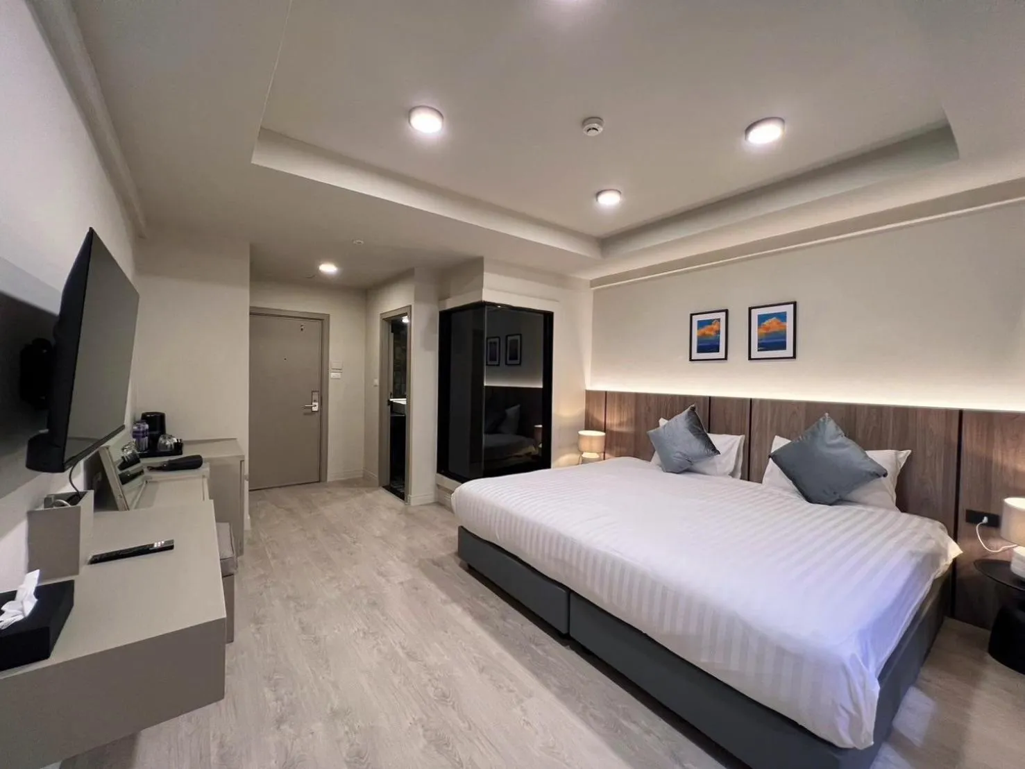 Bedroom, Bed in Karon Boutique