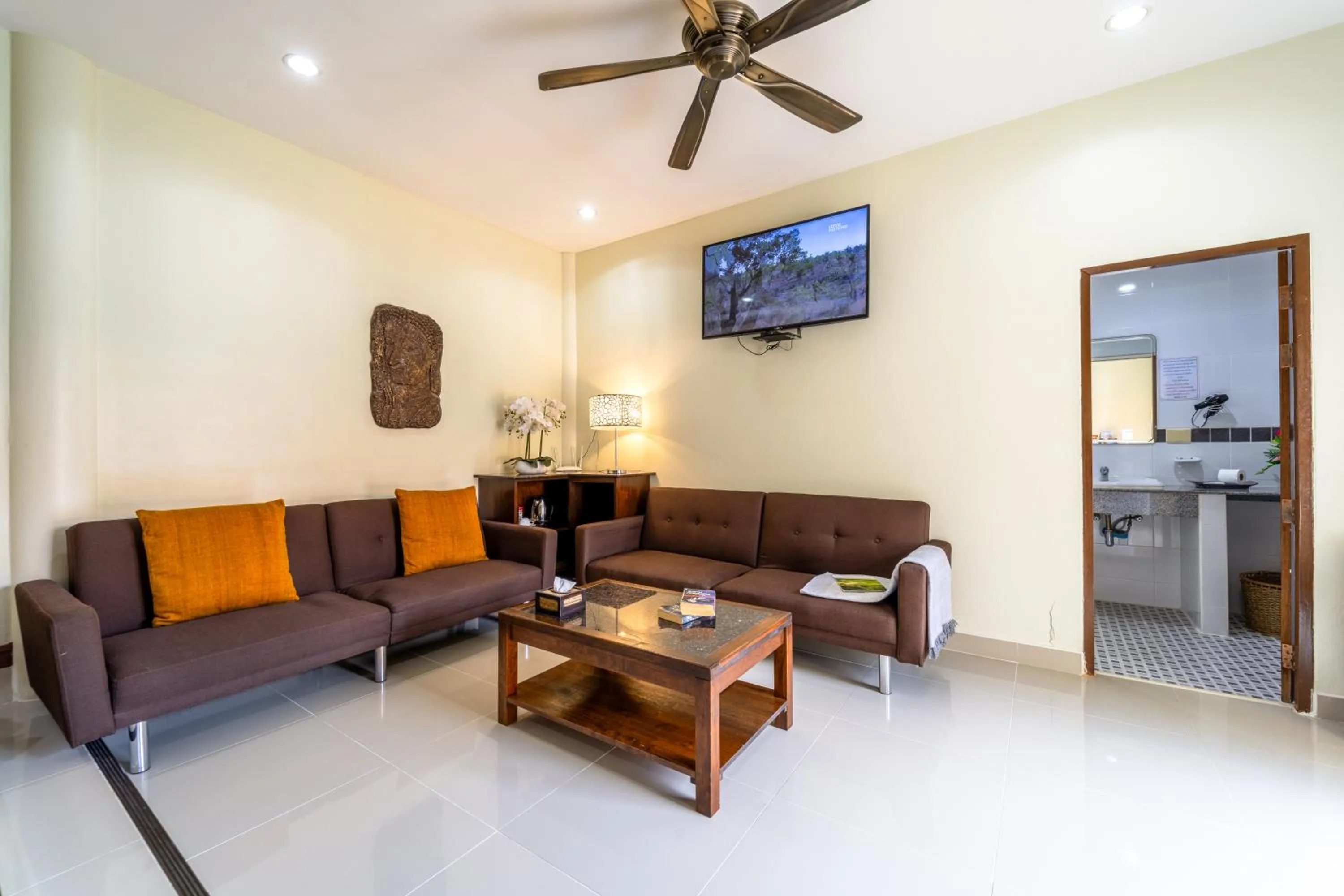 Seating area in Siam Court Hotel and Resort