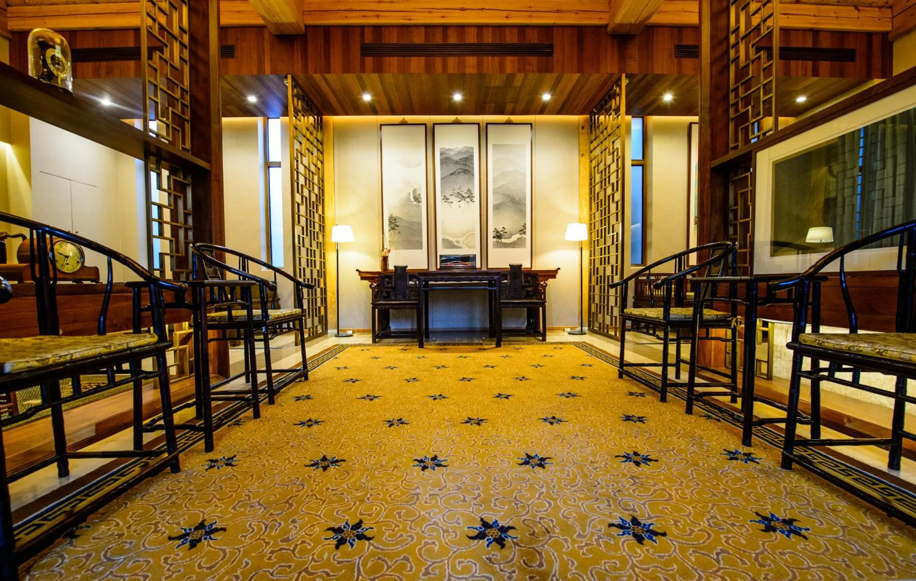 Living room in Cours Et Pavillons