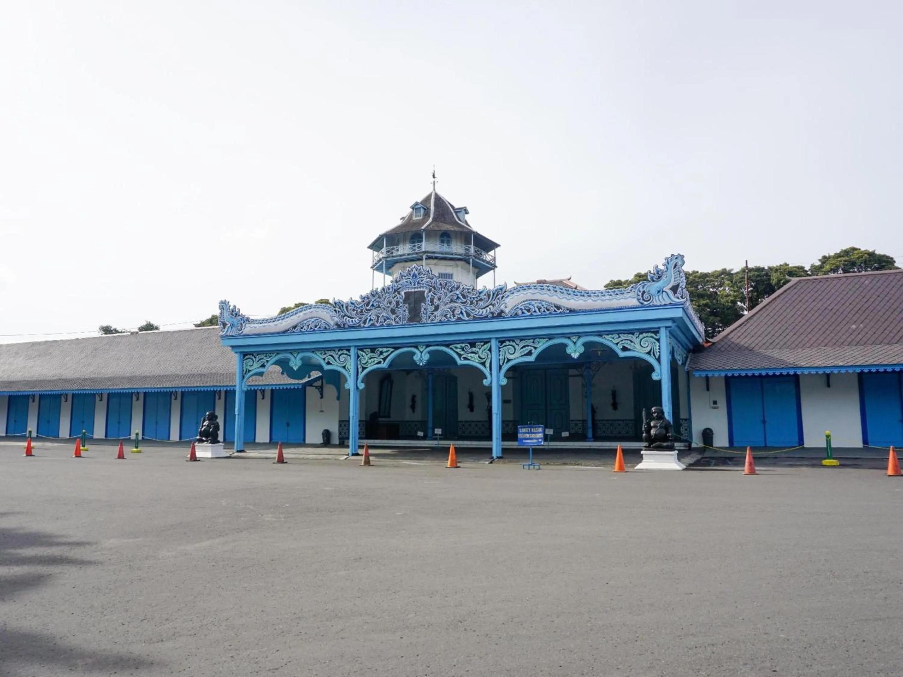 Nearby landmark in Collection O Jalan Slamet Riyadi Near Kampung Batik Kauman Formerly Hotel Grand Kota