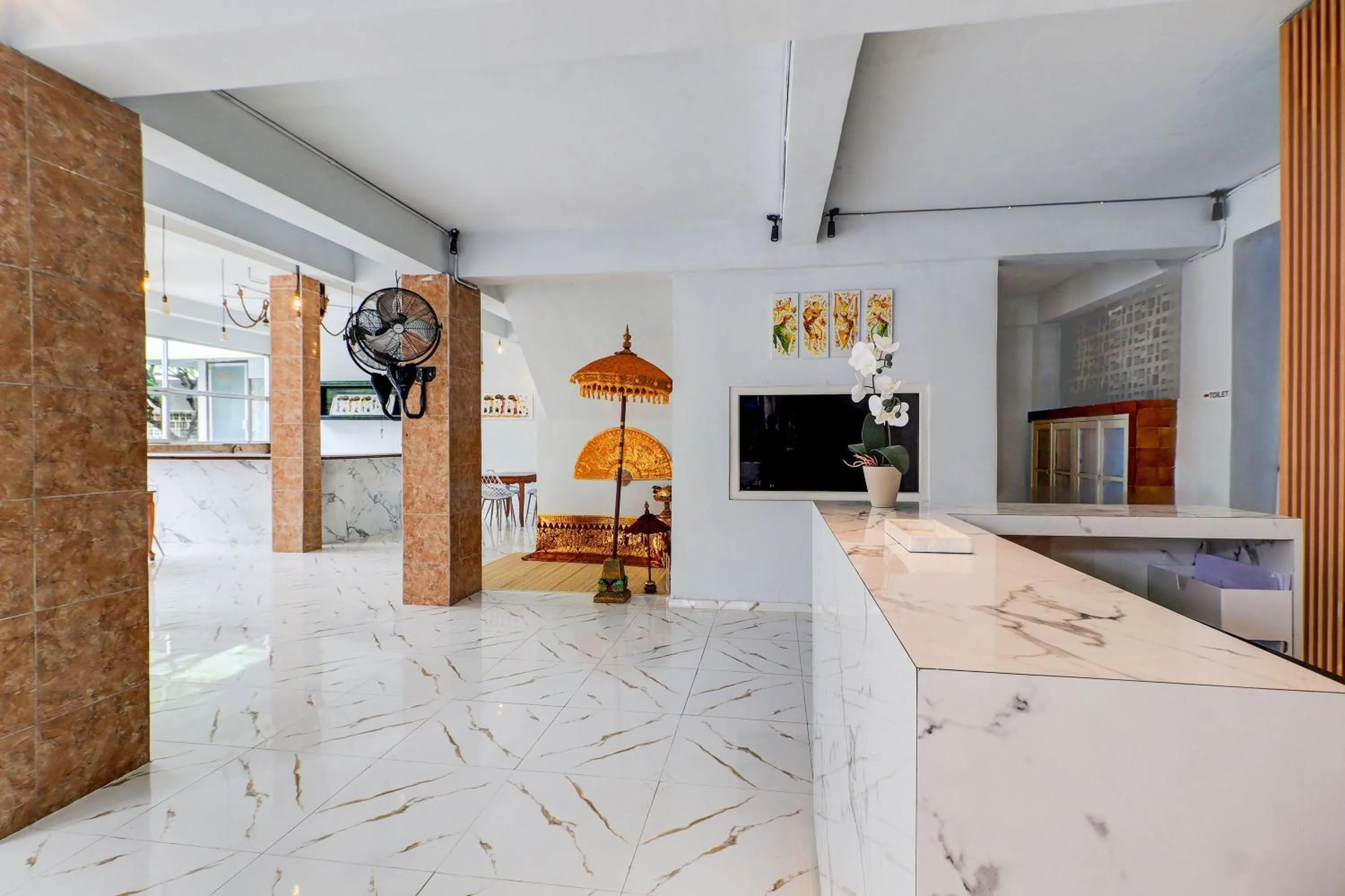 Lobby or reception in Townhouse Oak Legian Near Legian Beach Formerly Sayang Maha Merta