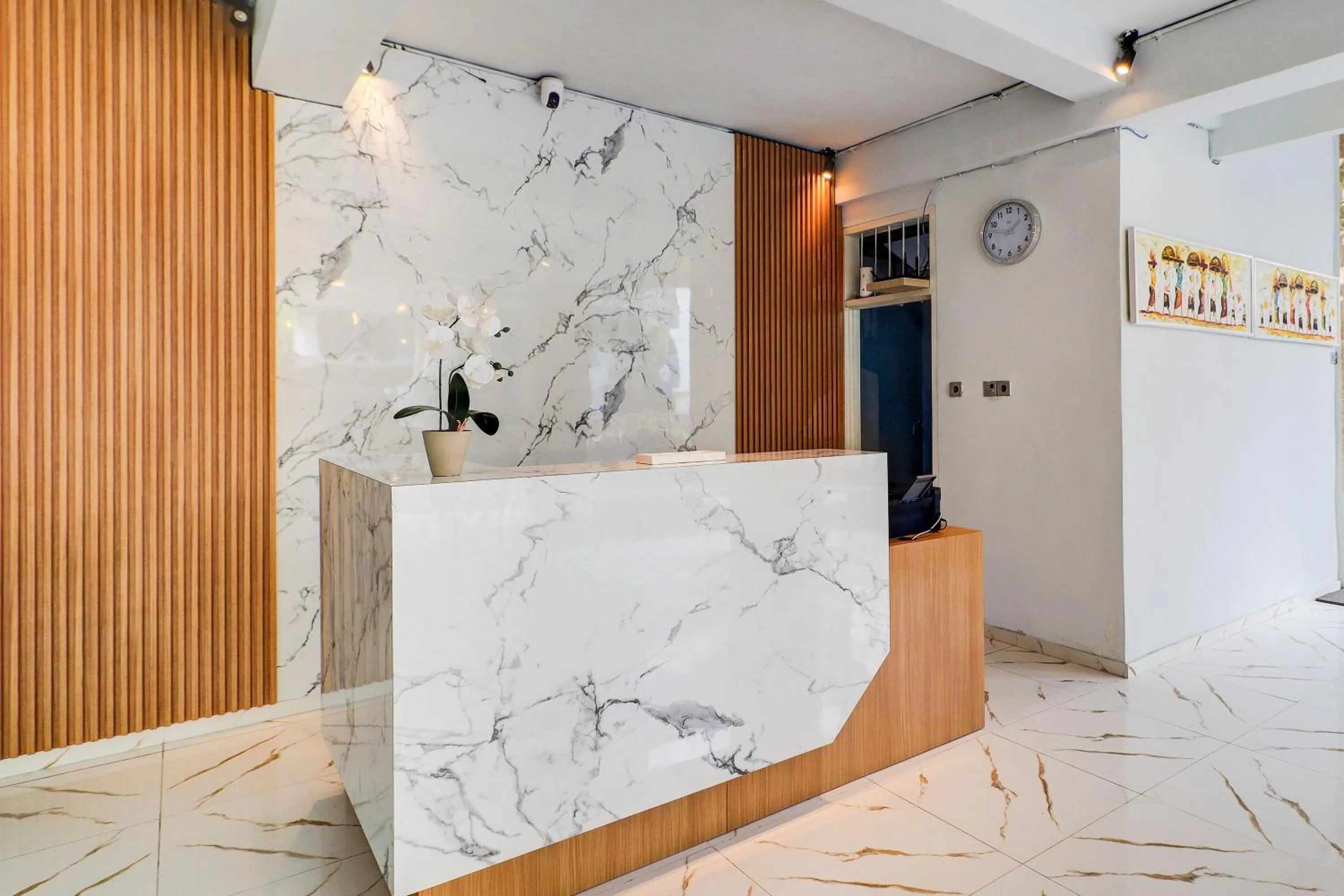 Lobby or reception in Townhouse Oak Legian Near Legian Beach Formerly Sayang Maha Merta