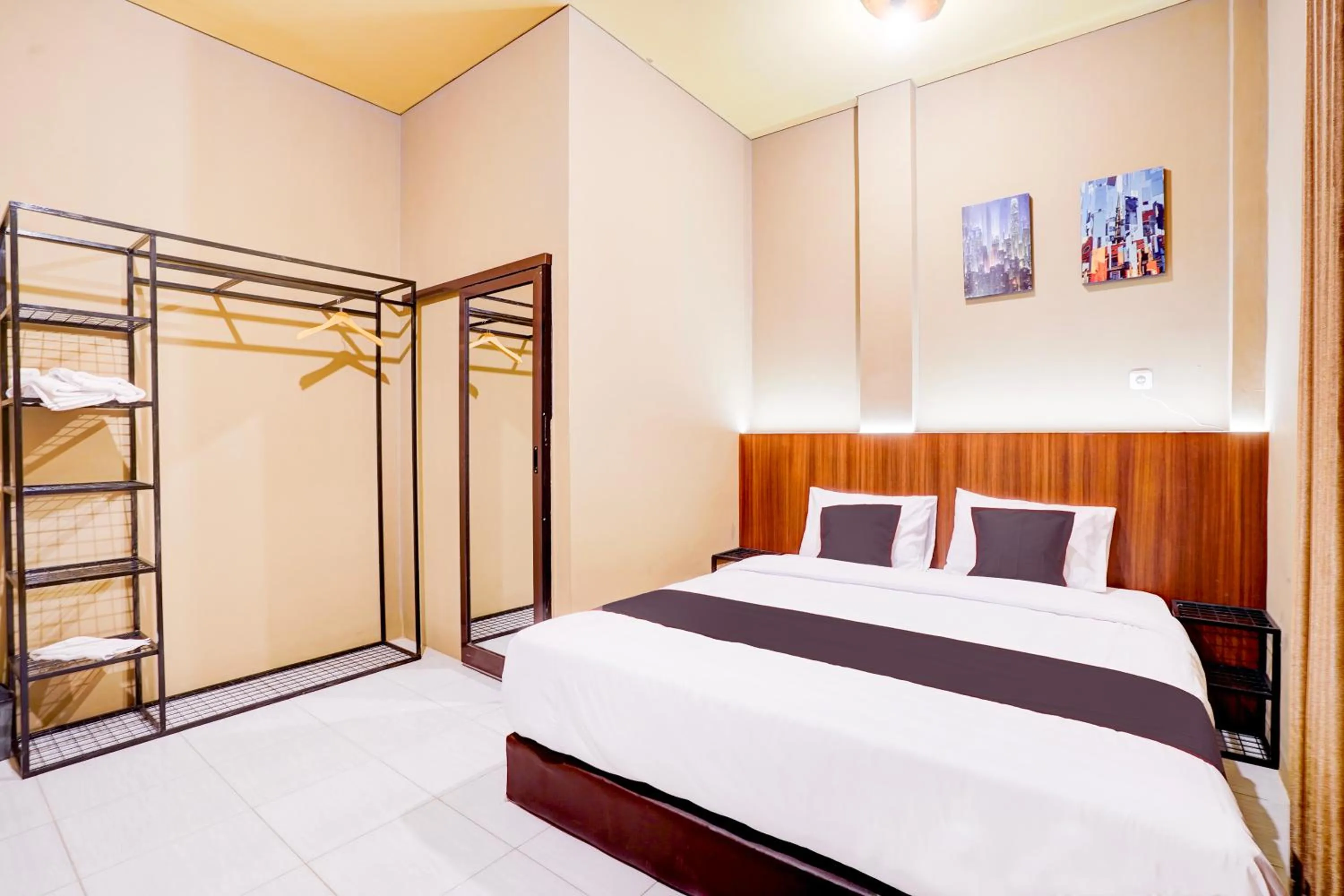 Bed in Collection O Padang City Center Near Transmart Padang Formerly De Orchids