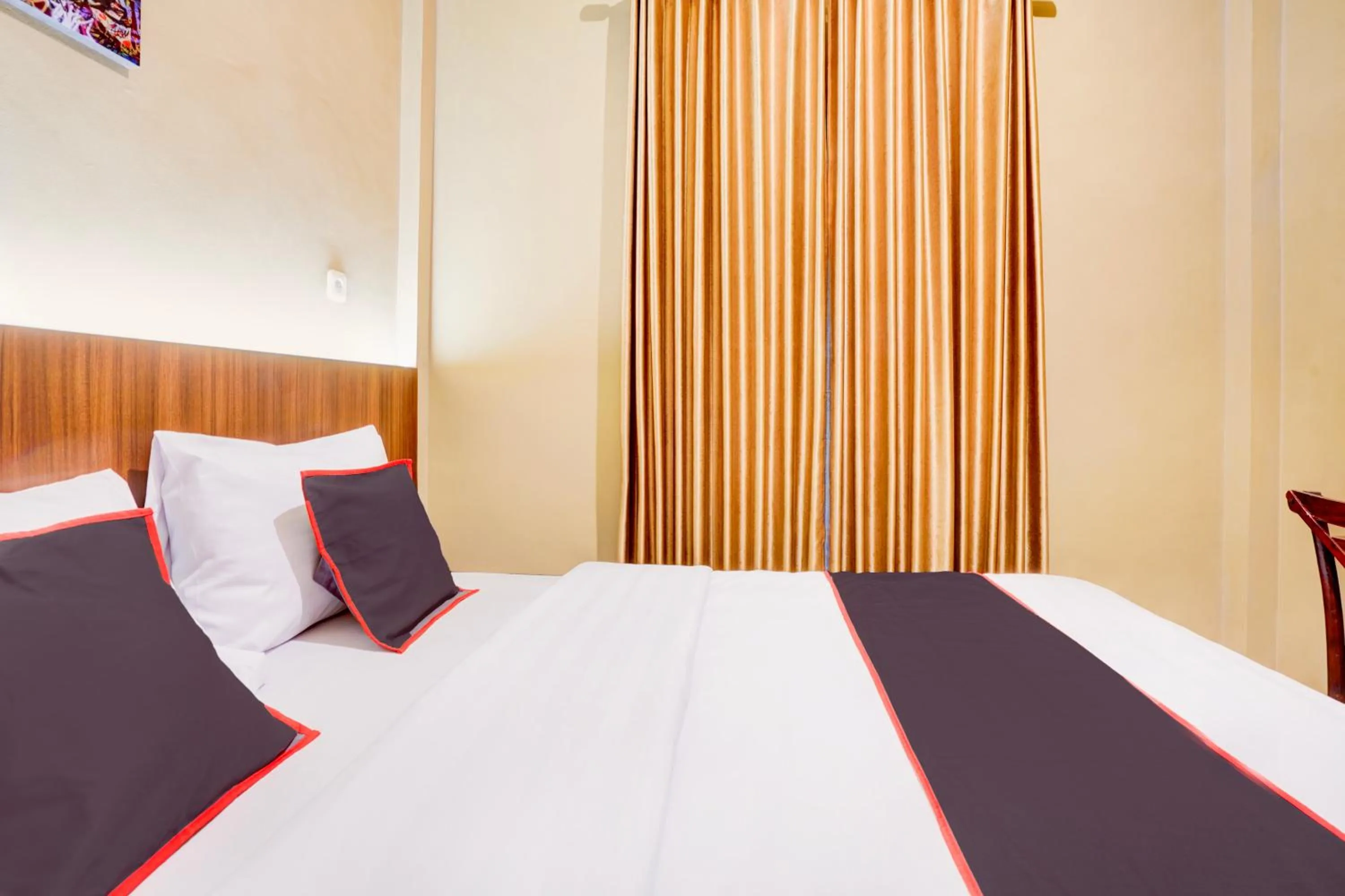 Bed in Collection O Padang City Center Near Transmart Padang Formerly De Orchids