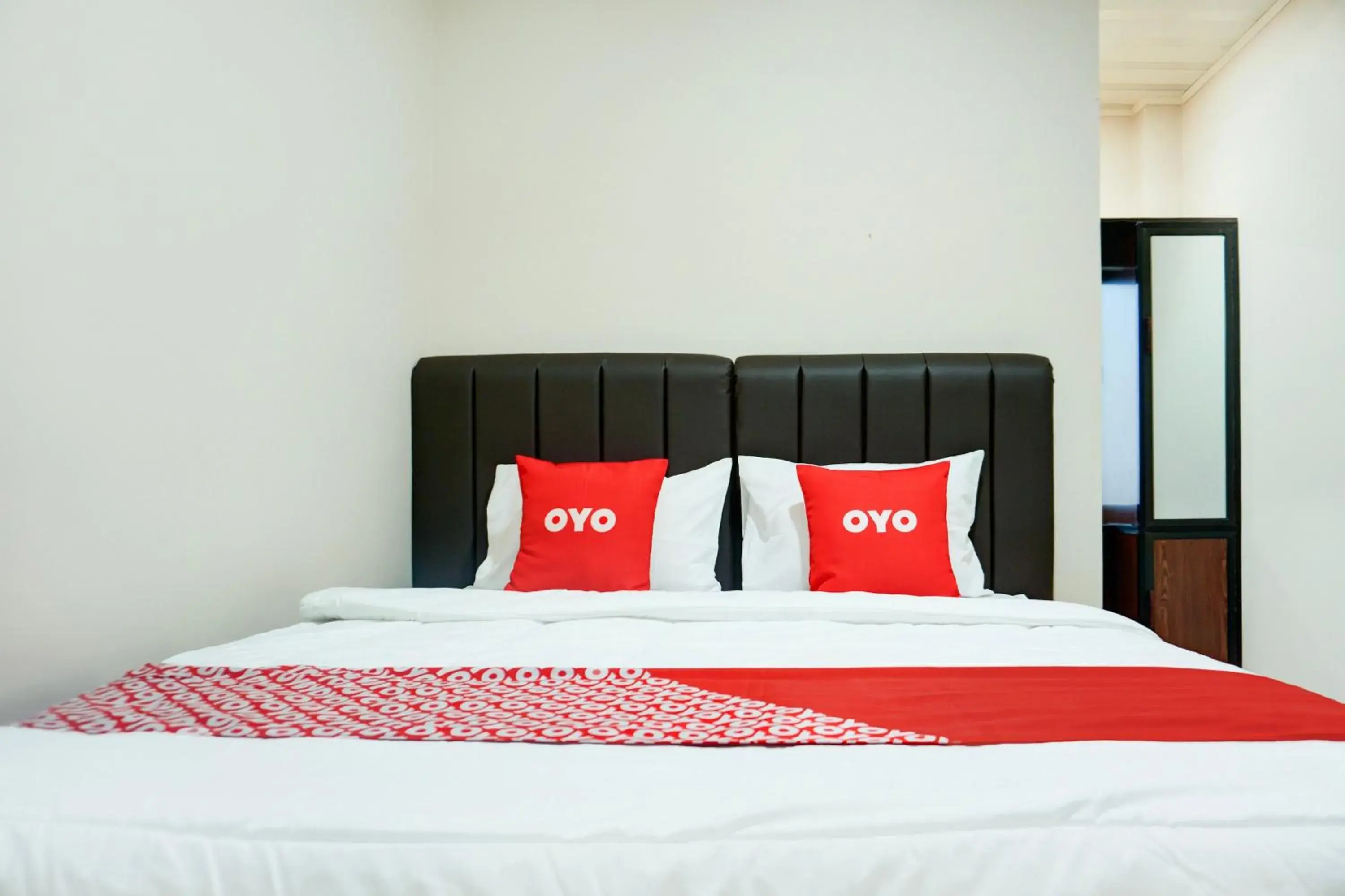 Hotel O Kedaton Near Rumah Sakit Advent Bandar Lampung Formerly Hotel Plain C Lake Hotel O Kedaton Near Rumah Sakit Advent Bandar Lampung Formerly Hotel Plain C Lake